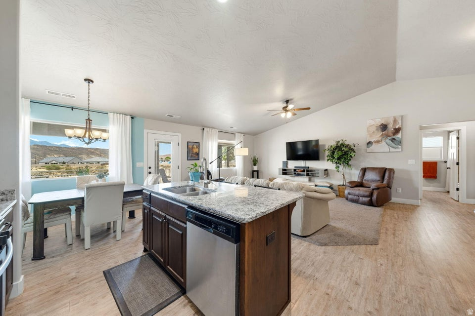 CANYON RIDGE 2A - Residential
