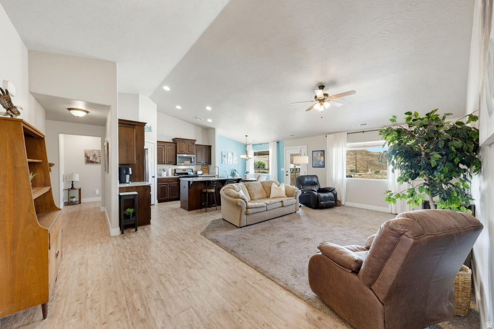 CANYON RIDGE 2A - Residential