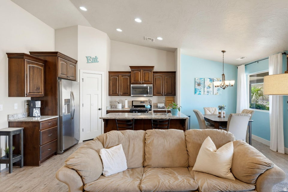 CANYON RIDGE 2A - Residential