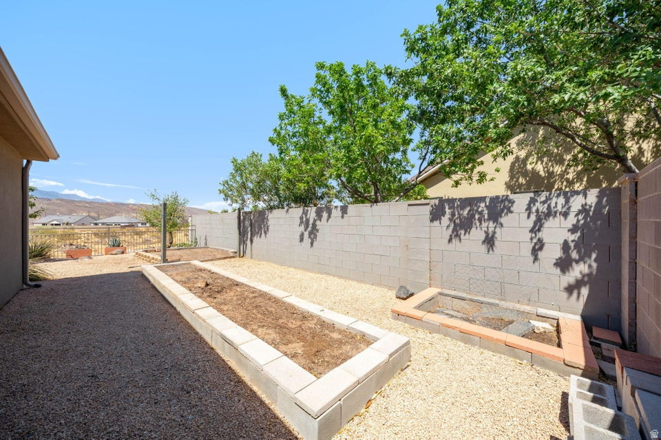 CANYON RIDGE 2A - Residential