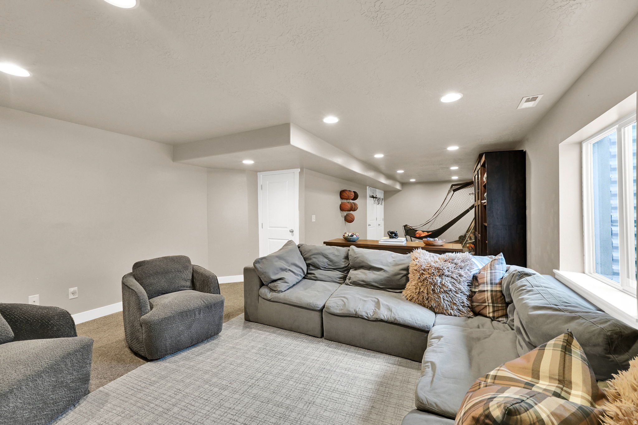 EAGLE POINT - Residential