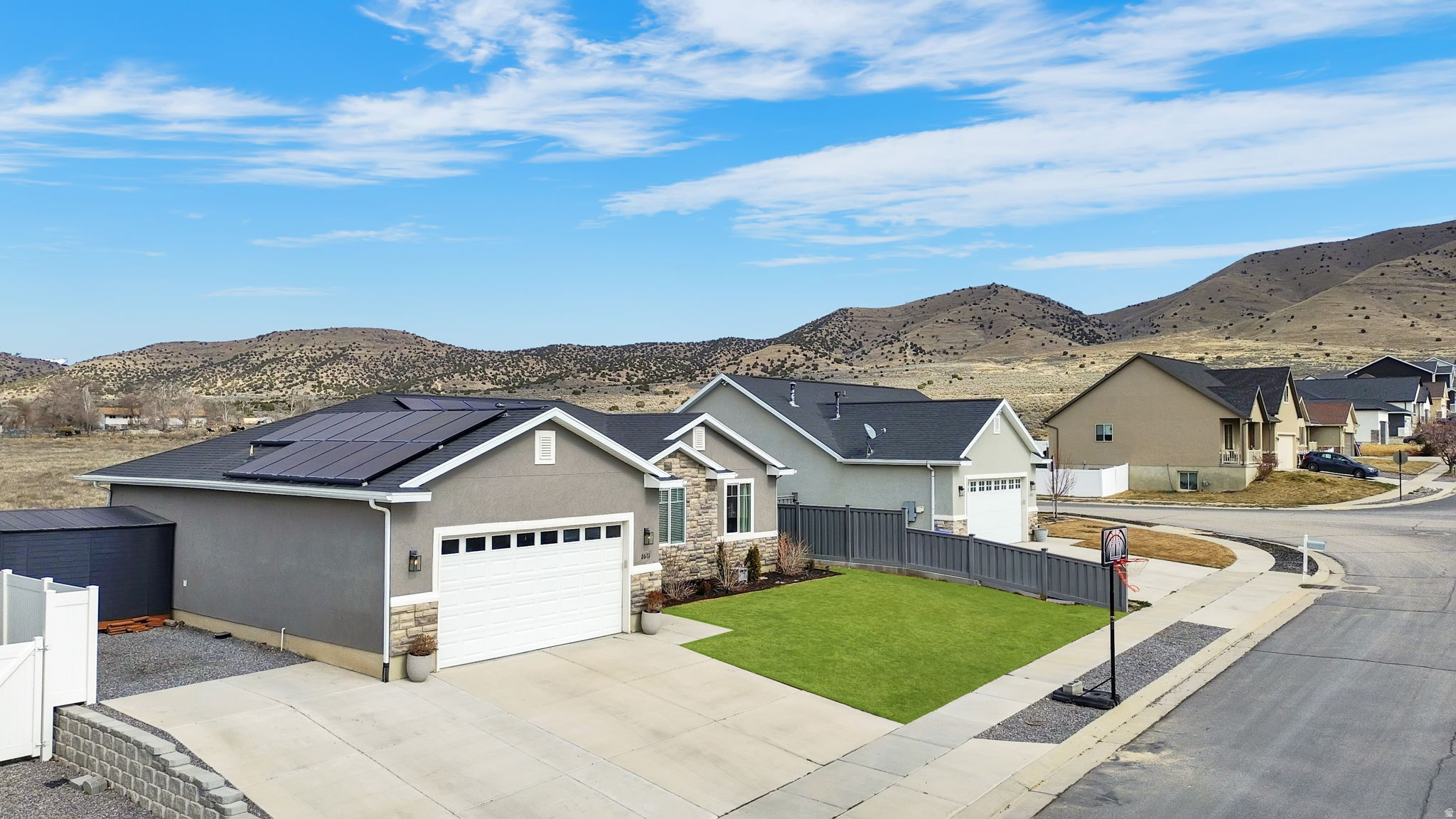 EAGLE POINT - Residential