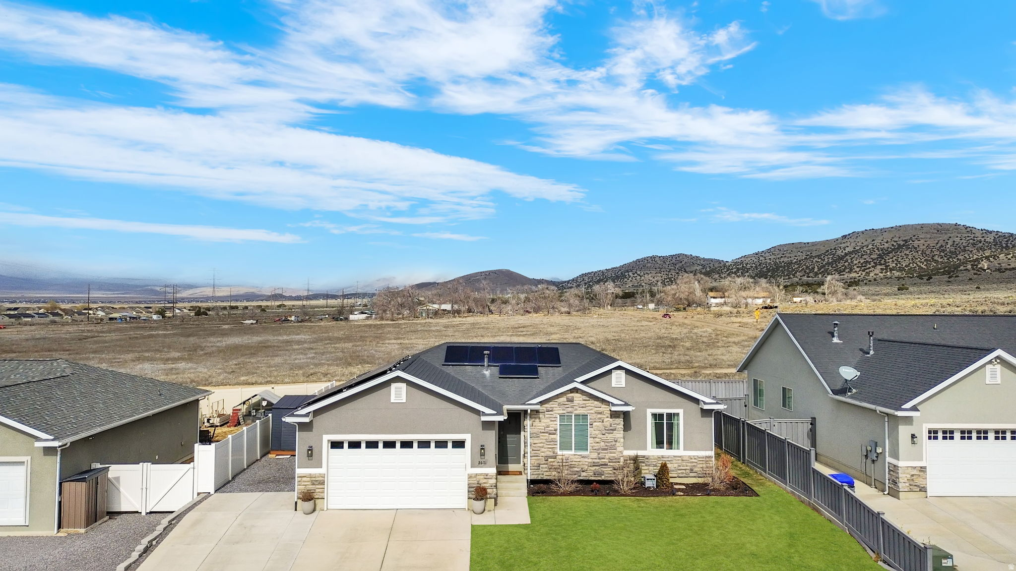 EAGLE POINT - Residential