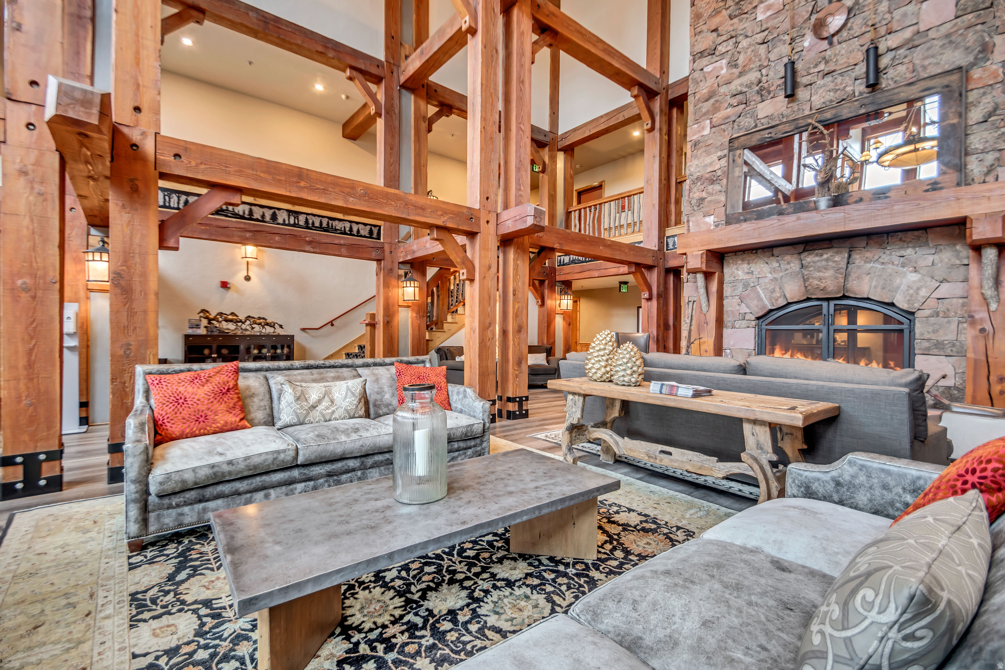 LODGES AT DEERVALLEY - Residential
