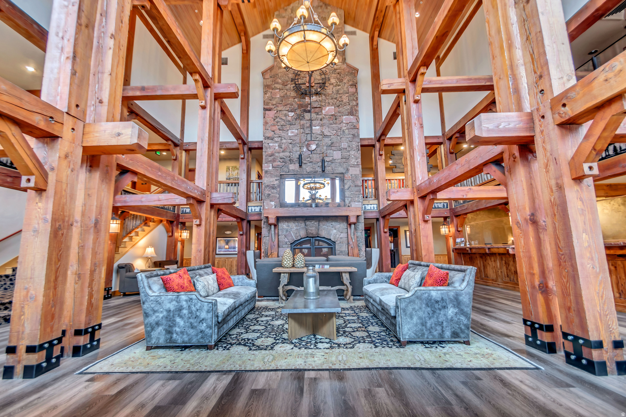 LODGES AT DEERVALLEY - Residential