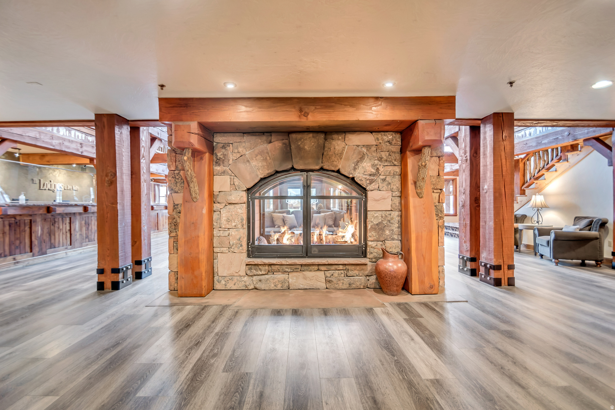 LODGES AT DEERVALLEY - Residential