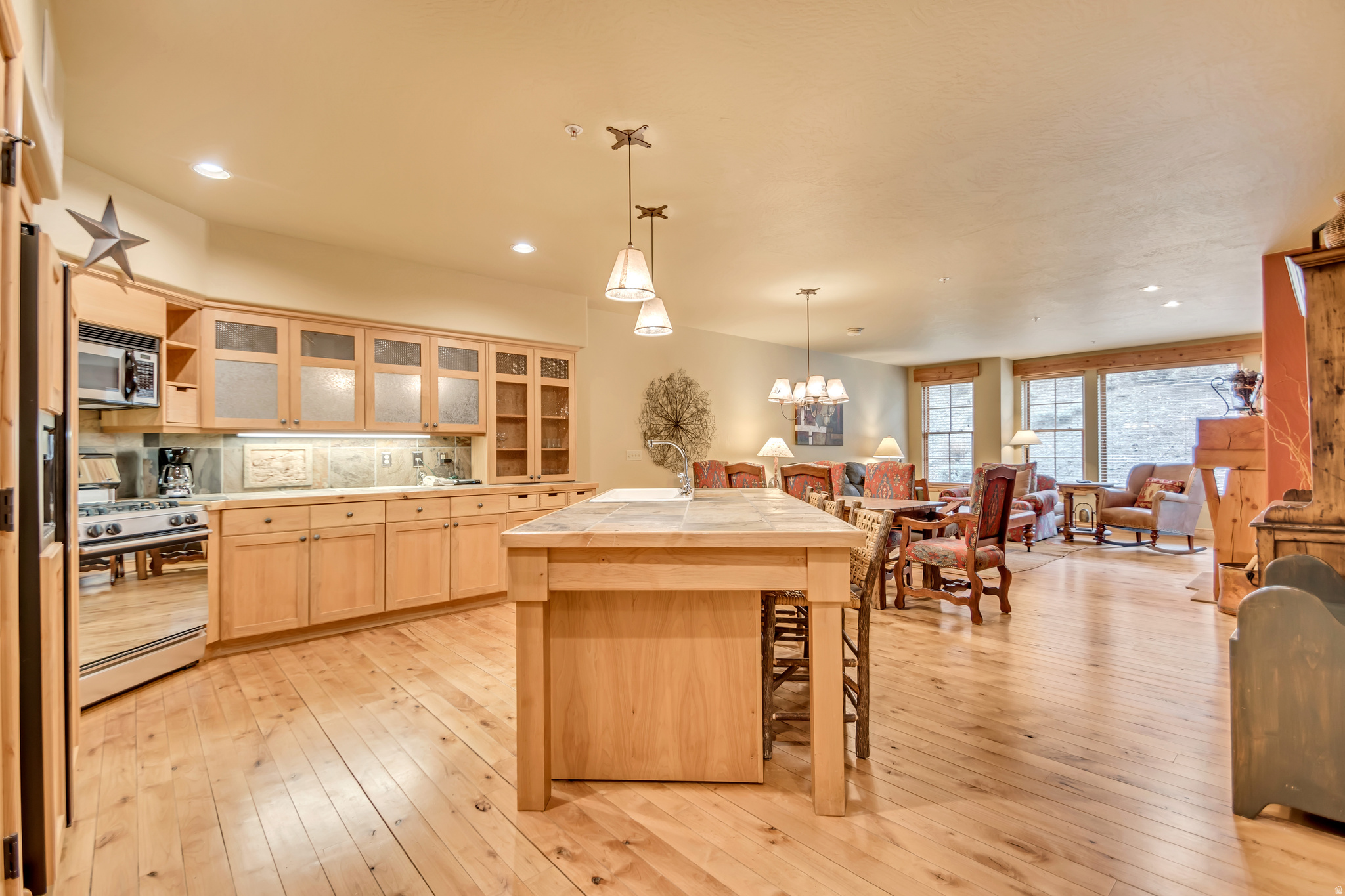 LODGES AT DEERVALLEY - Residential