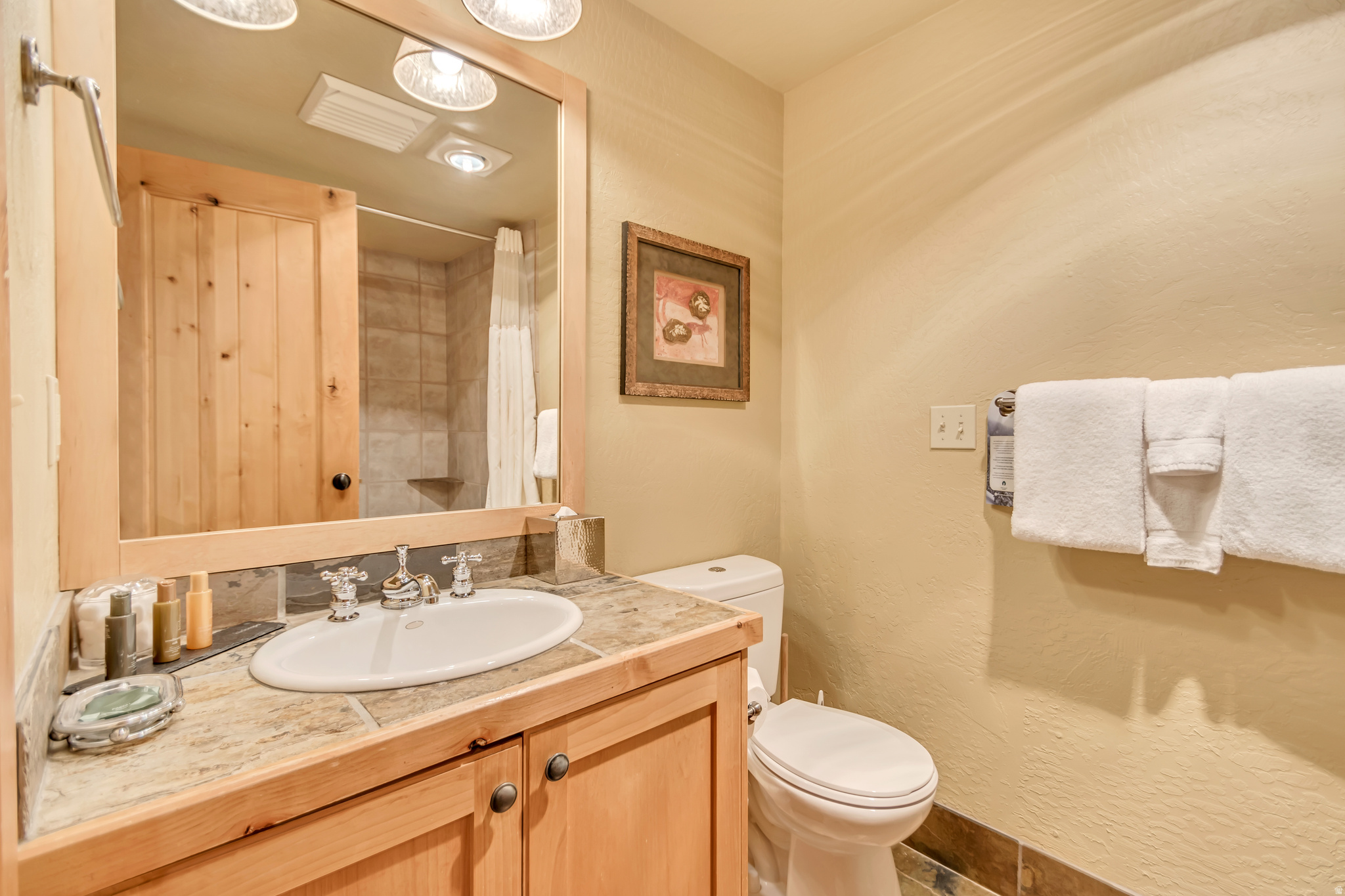 LODGES AT DEERVALLEY - Residential