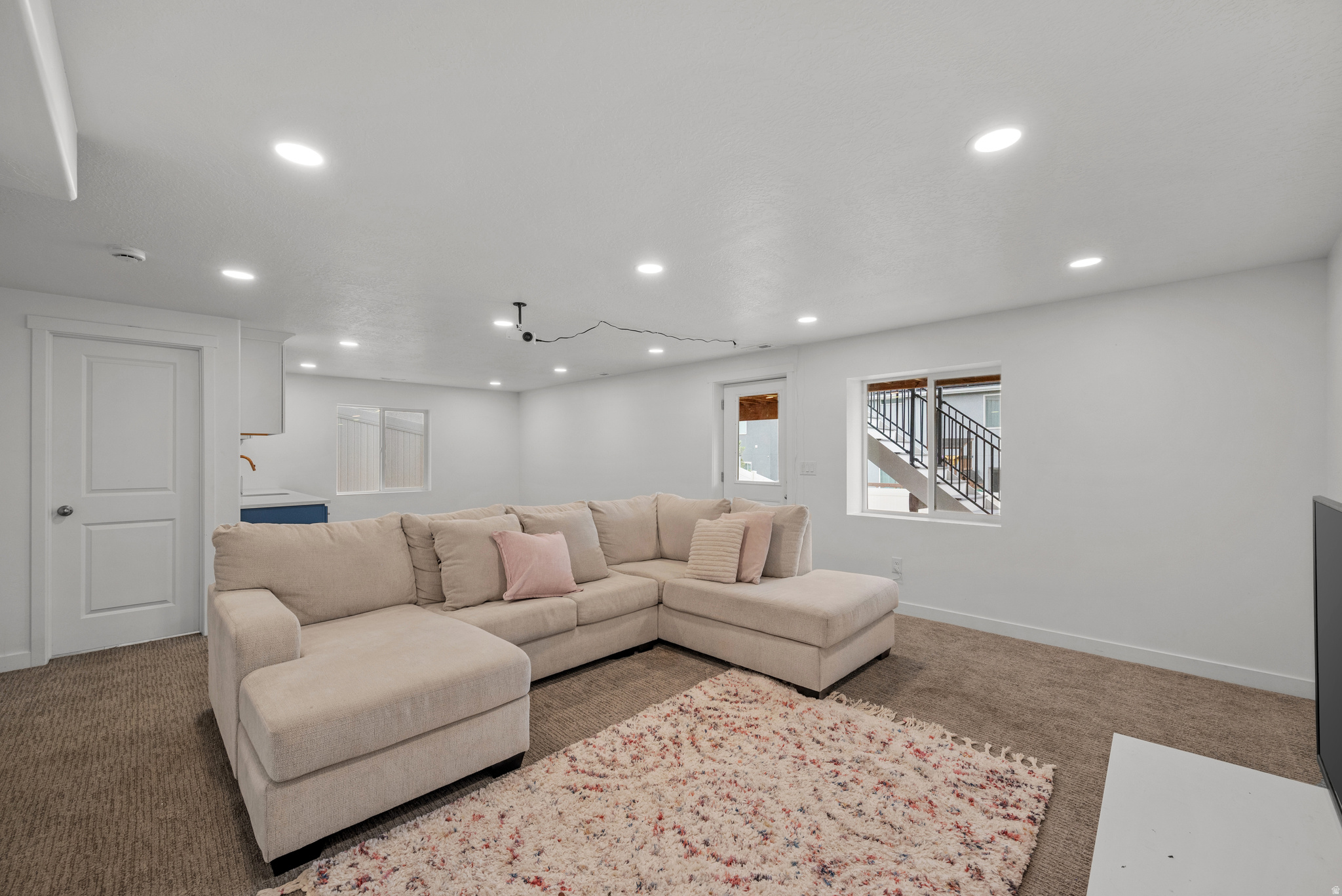 SOUTH HILLS - Residential