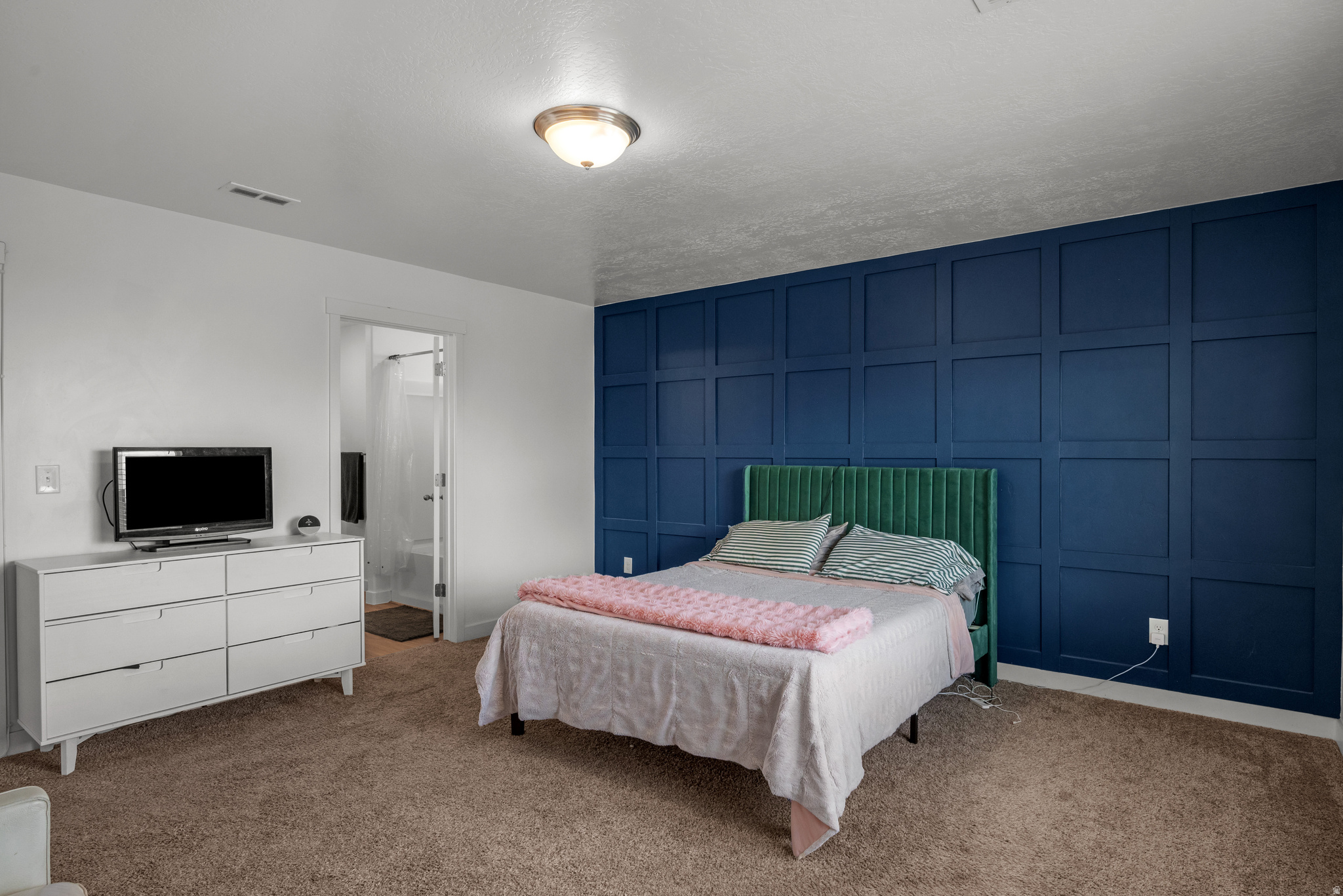 SOUTH HILLS - Residential