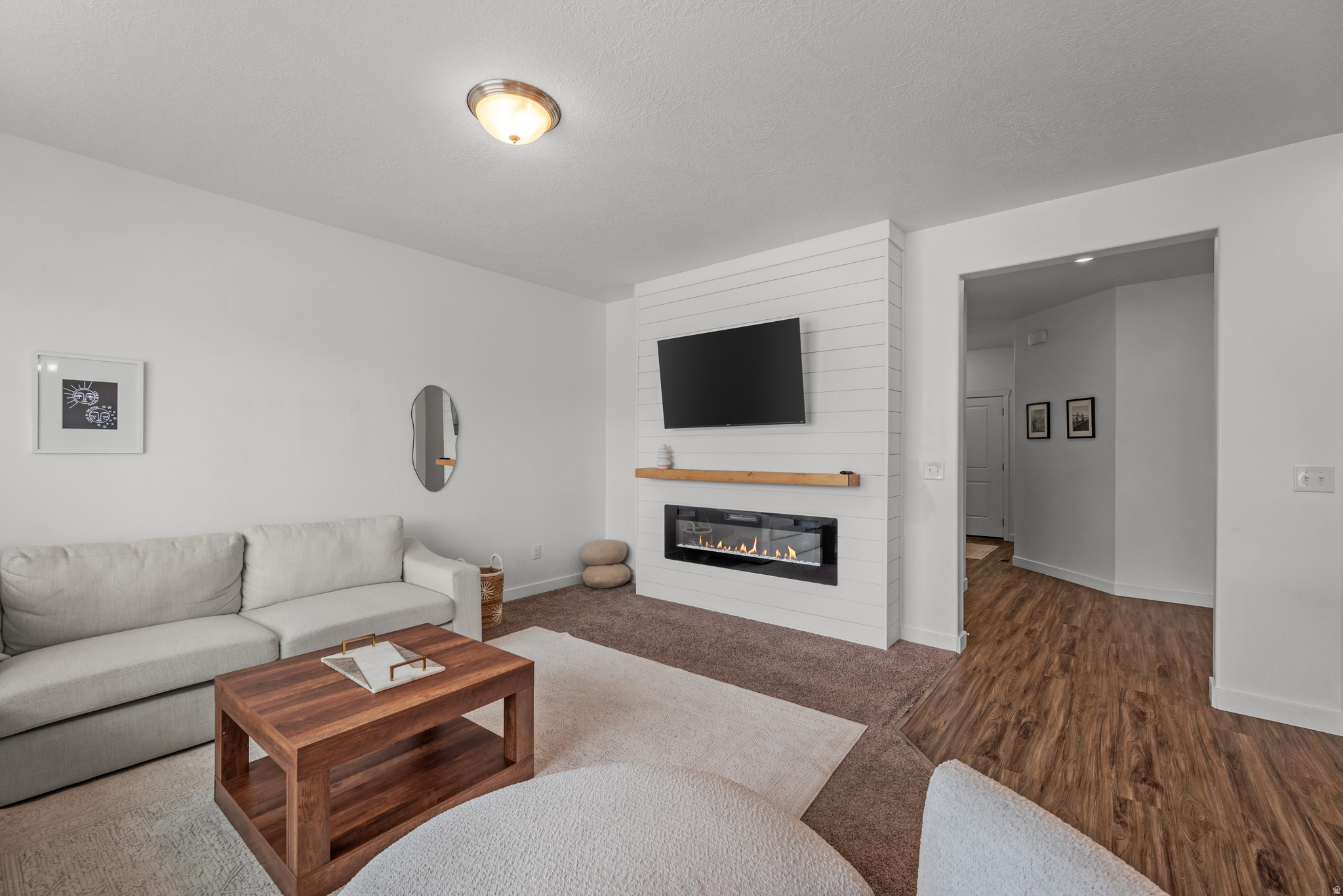 SOUTH HILLS - Residential
