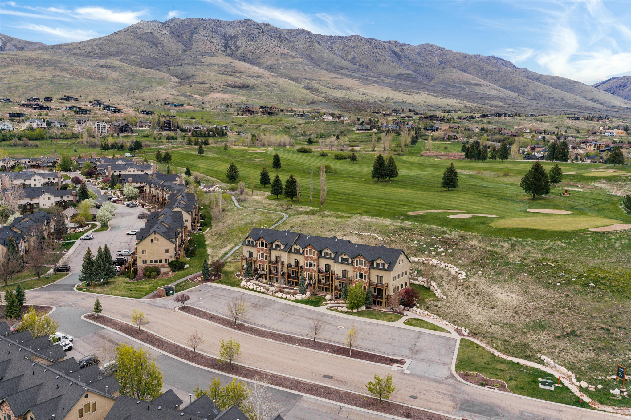 MOOSE HOLLOW - Residential