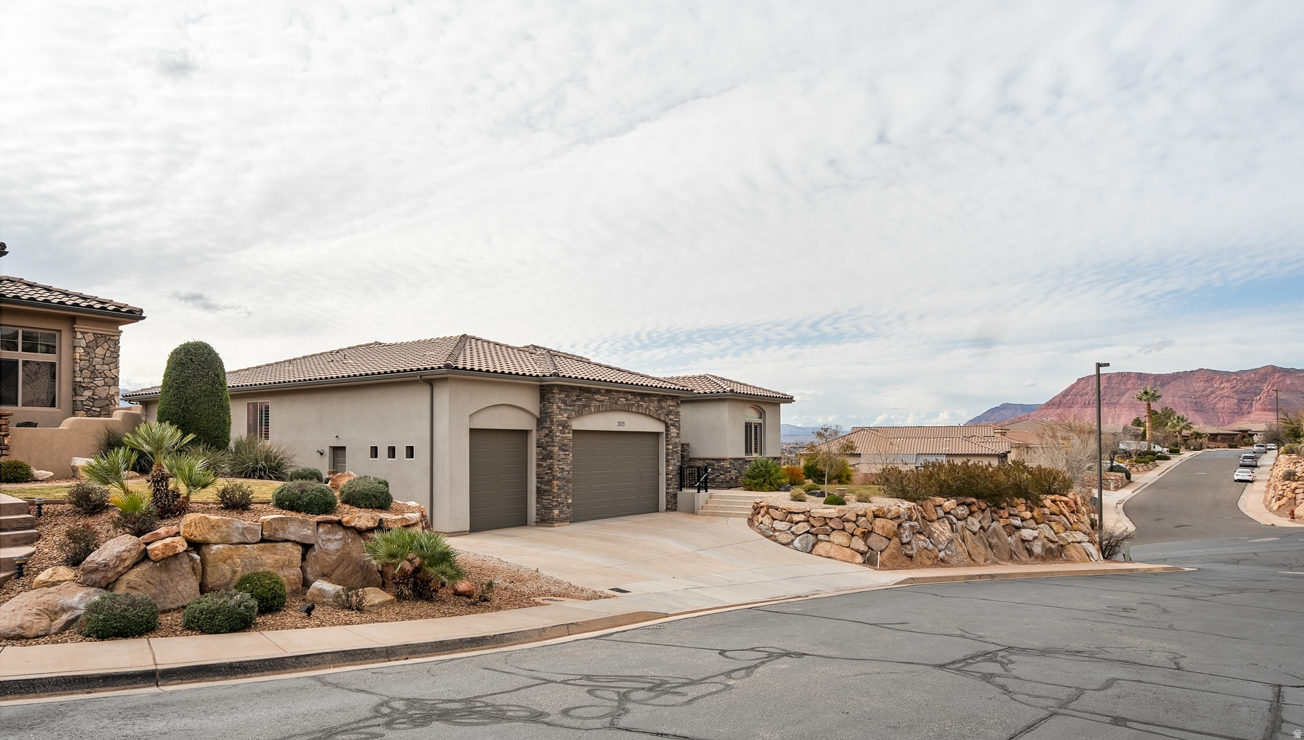 CASTLE ROCK 1 - Residential