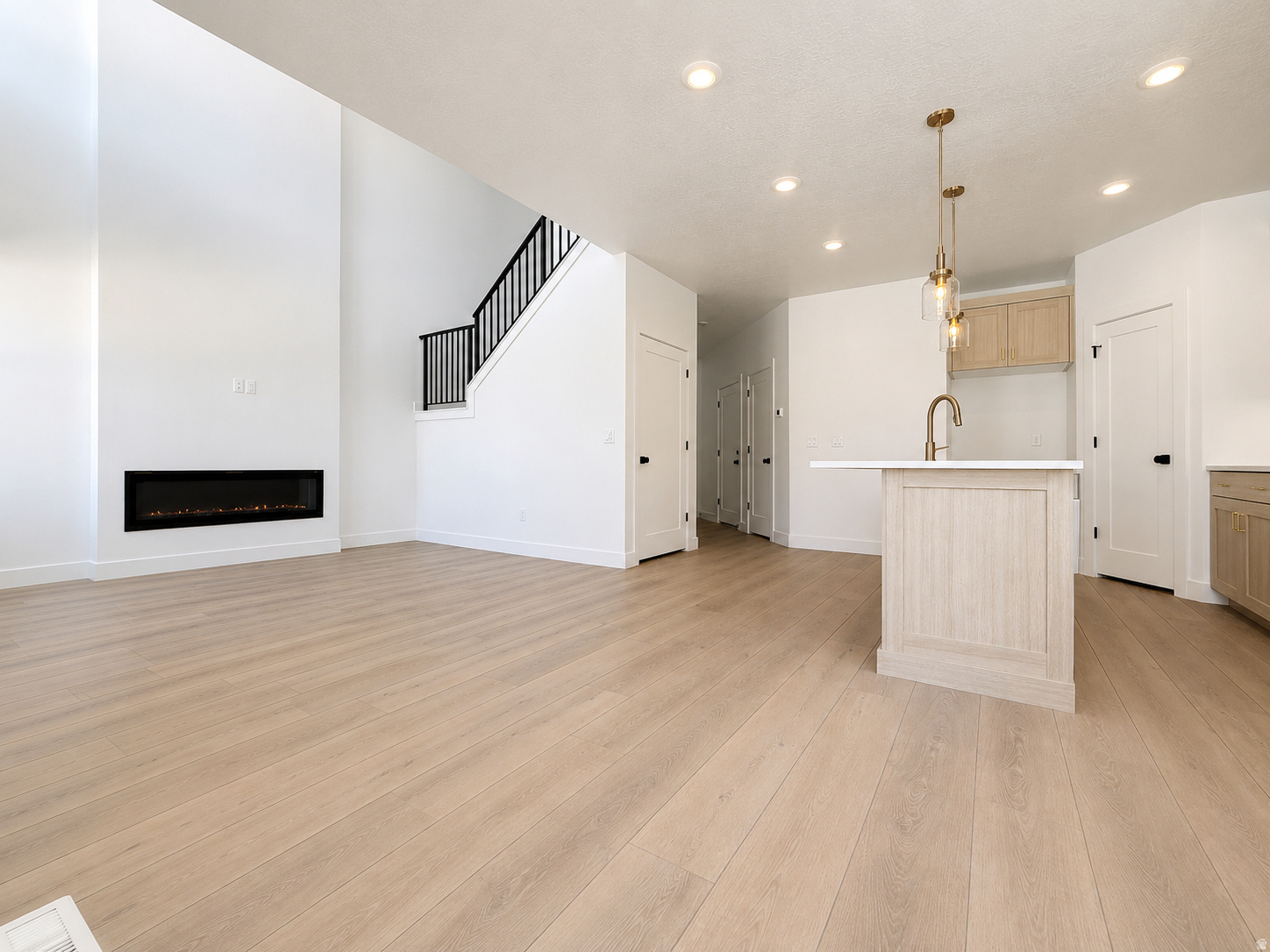 TRAILSIDE RESERVE - Residential