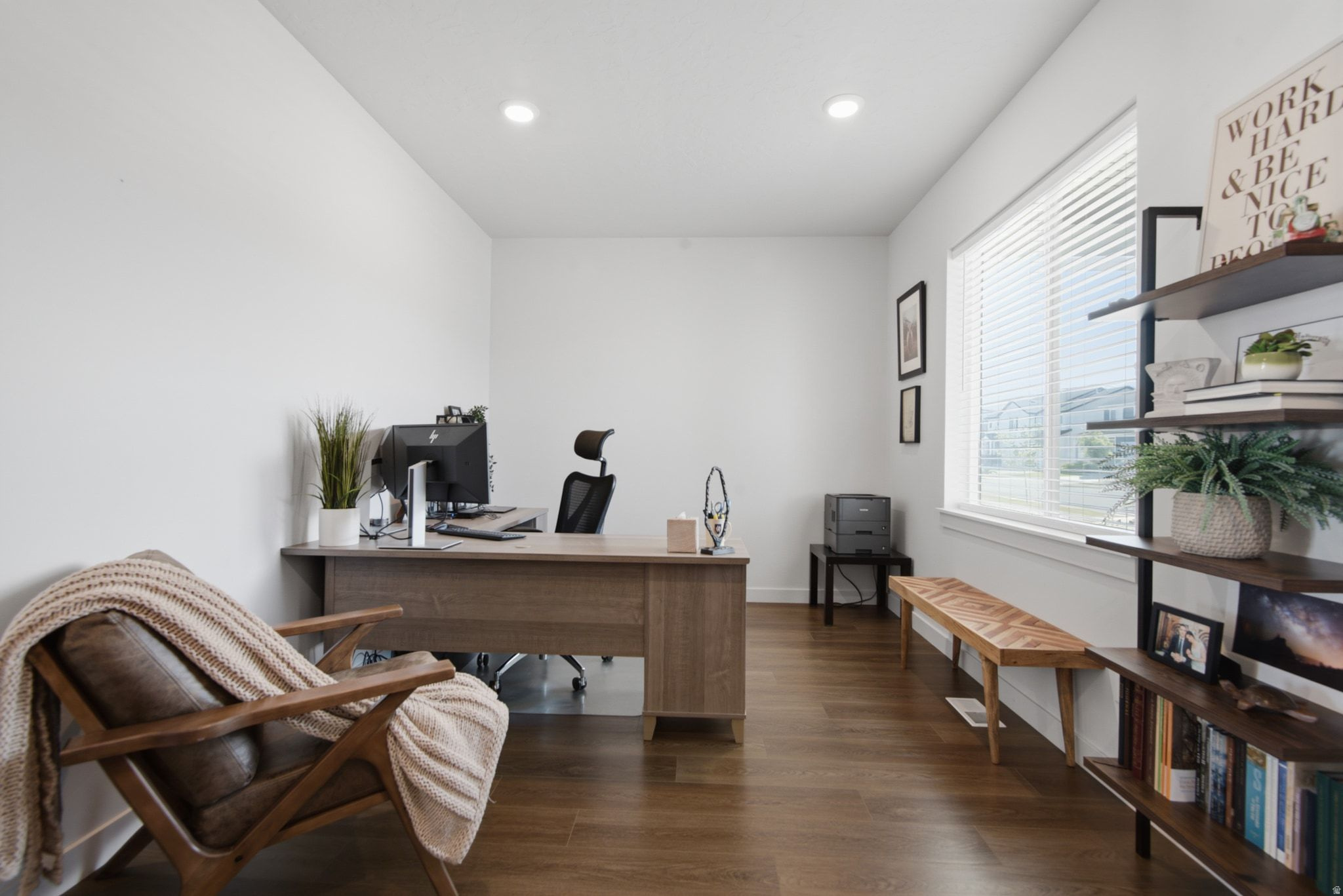 SHAMROCK VILLAGE - Residential