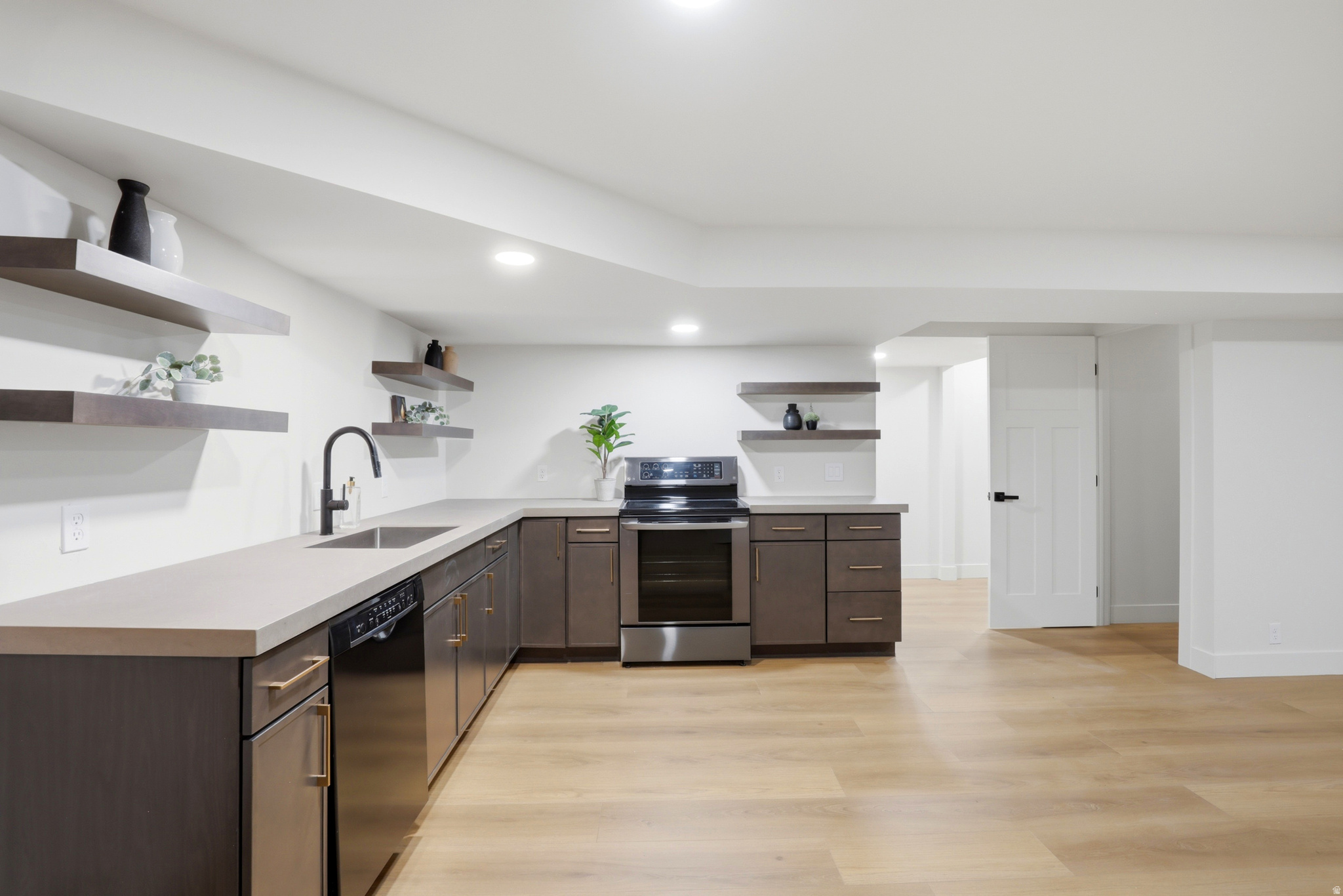 WALDEN RIDGE - Residential