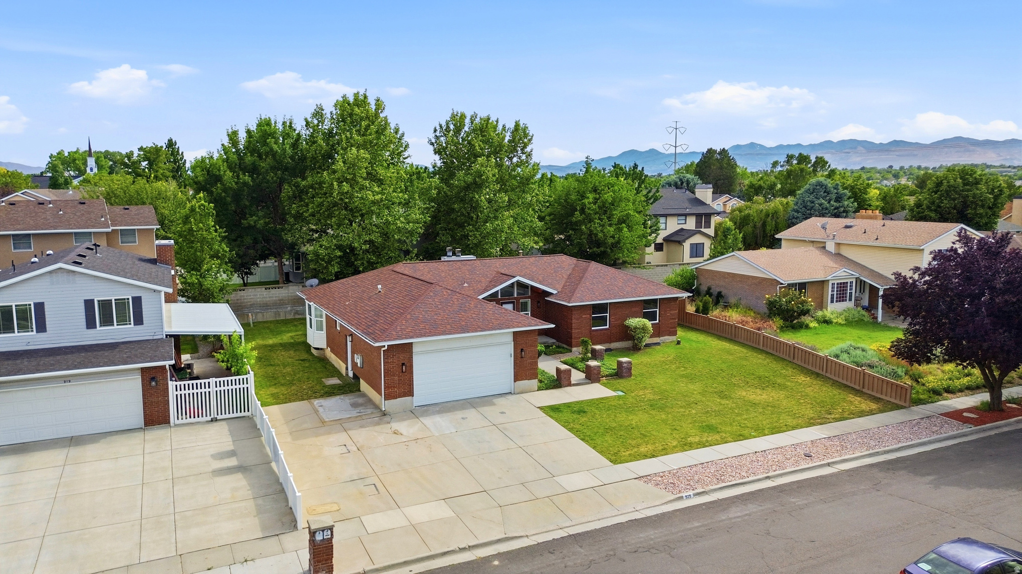 WALDEN RIDGE - Residential