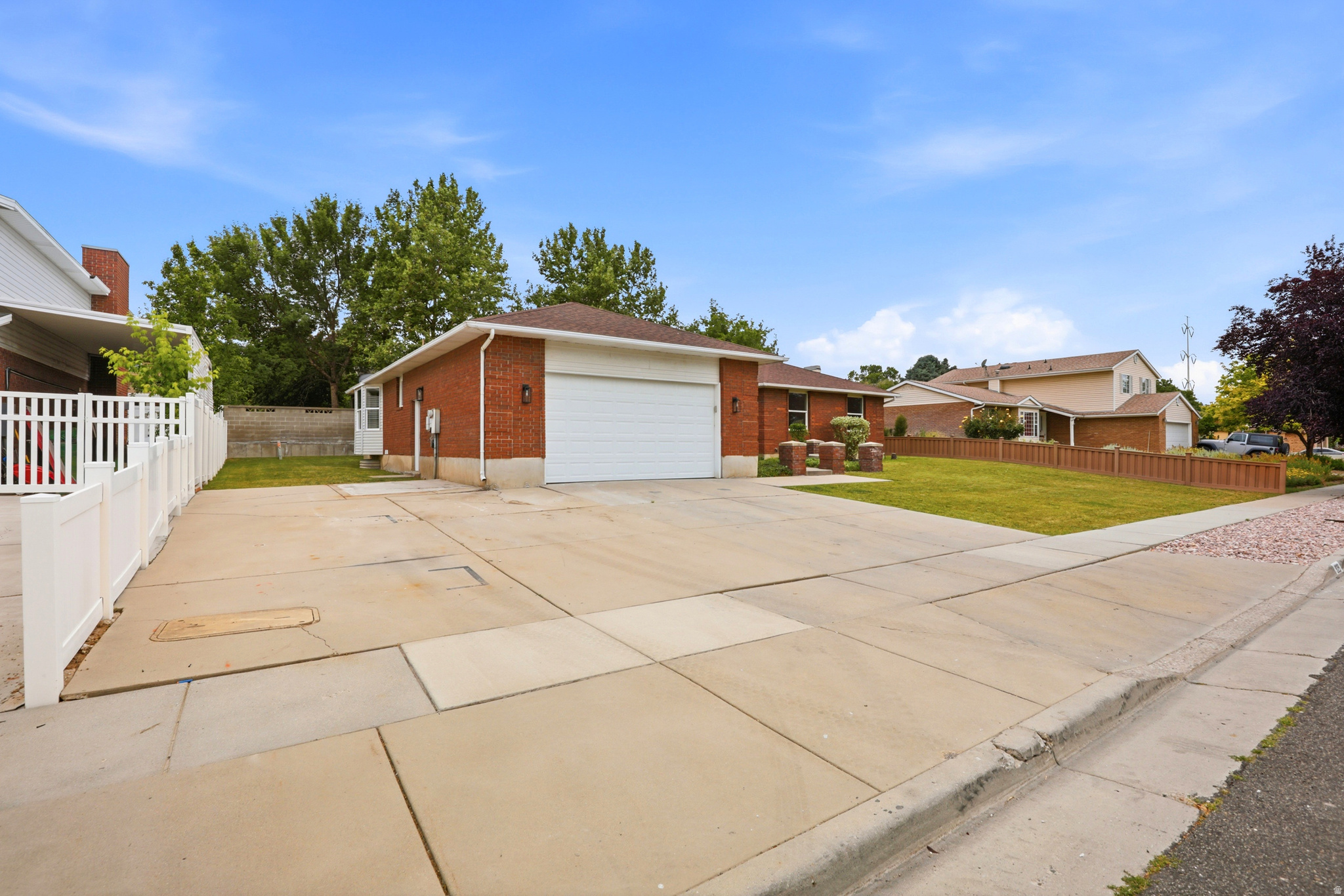 WALDEN RIDGE - Residential
