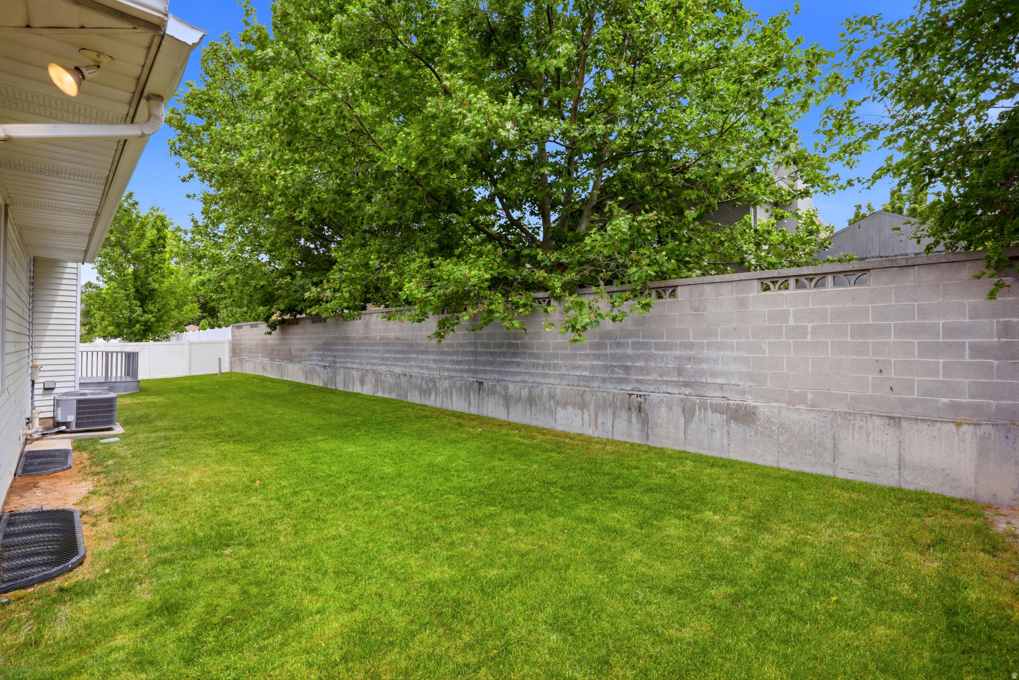 WALDEN RIDGE - Residential