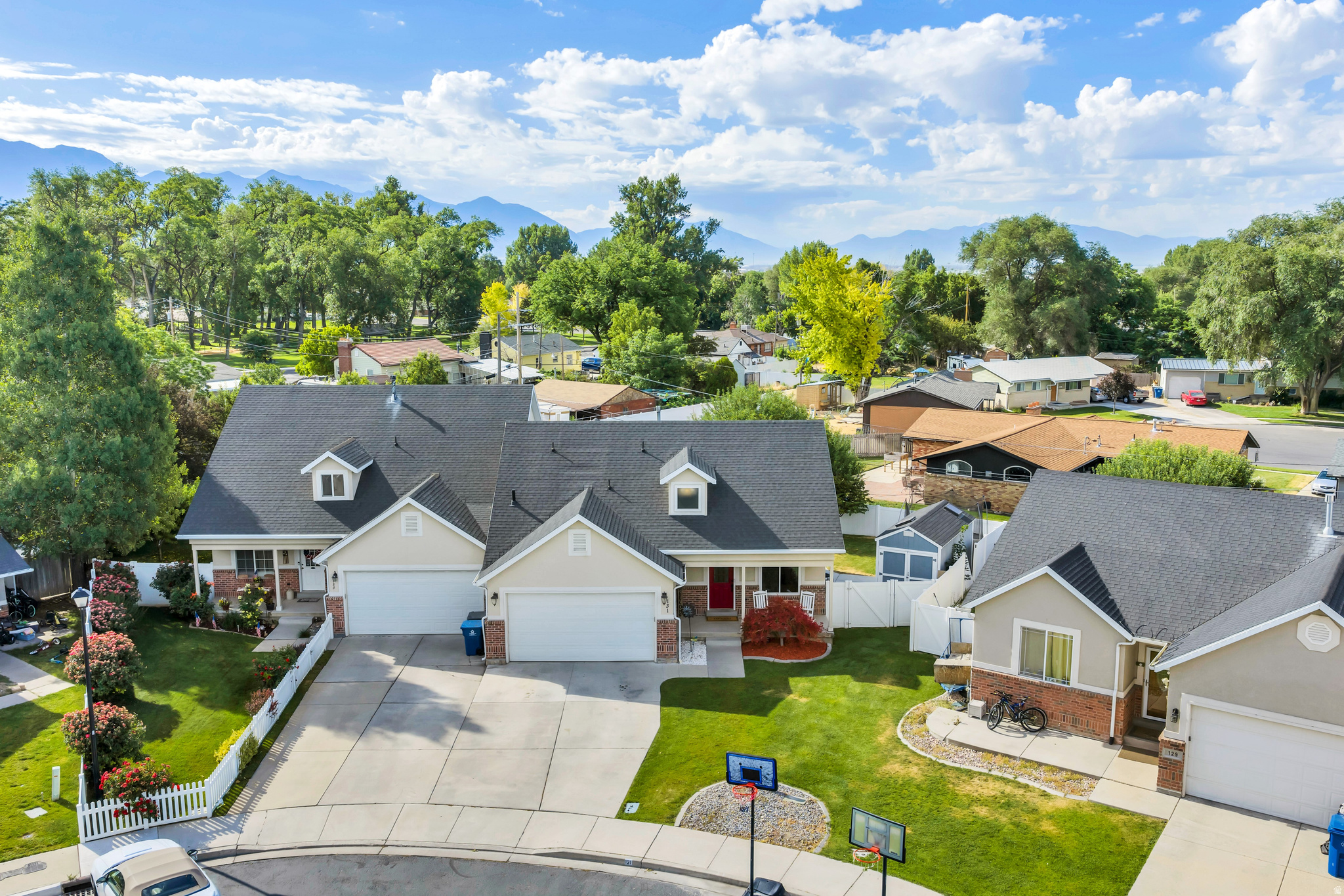 PLUM TREE LANE - Residential