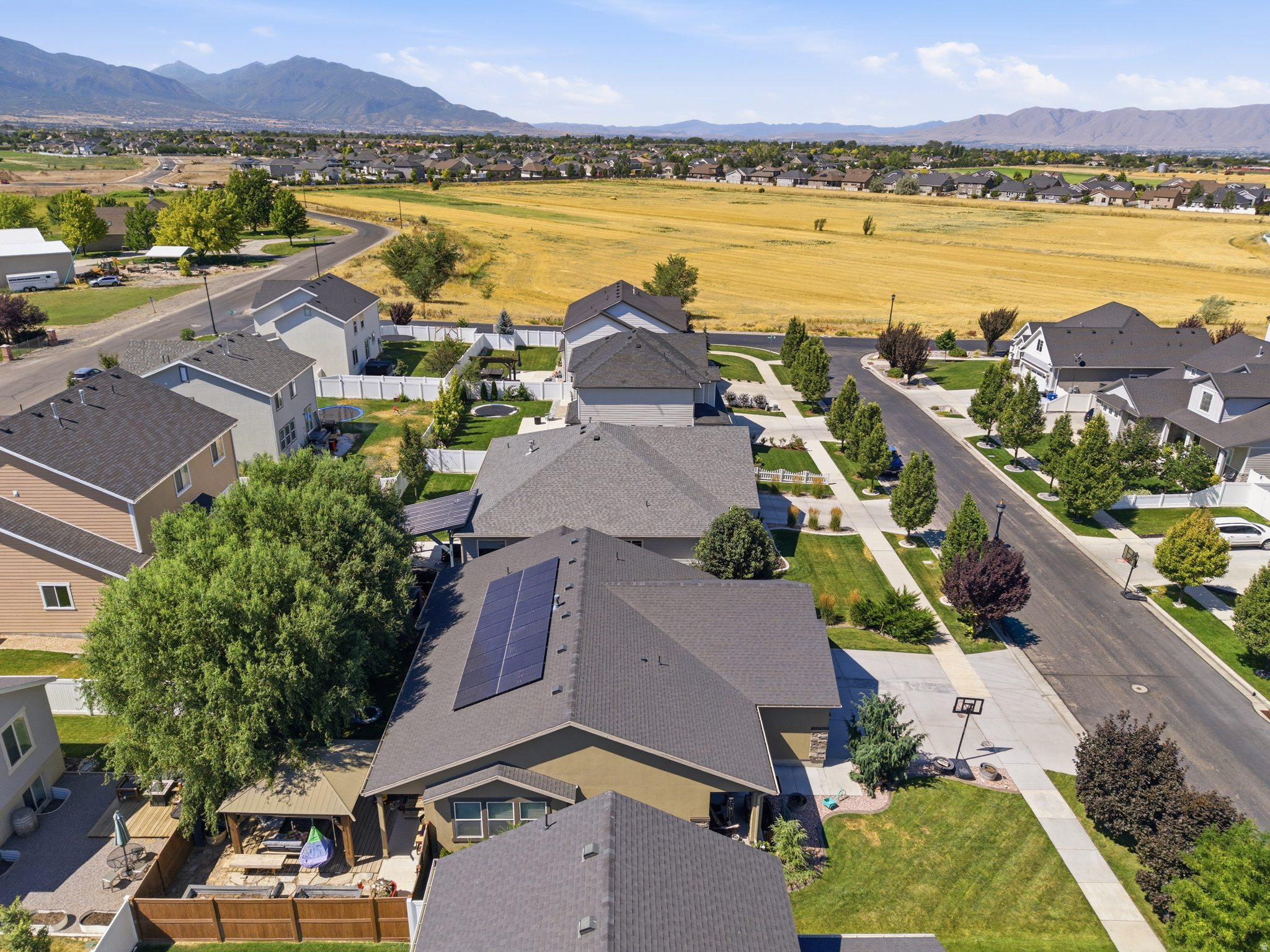 LEGACY FARMS AT SPANISH FORK - Residential