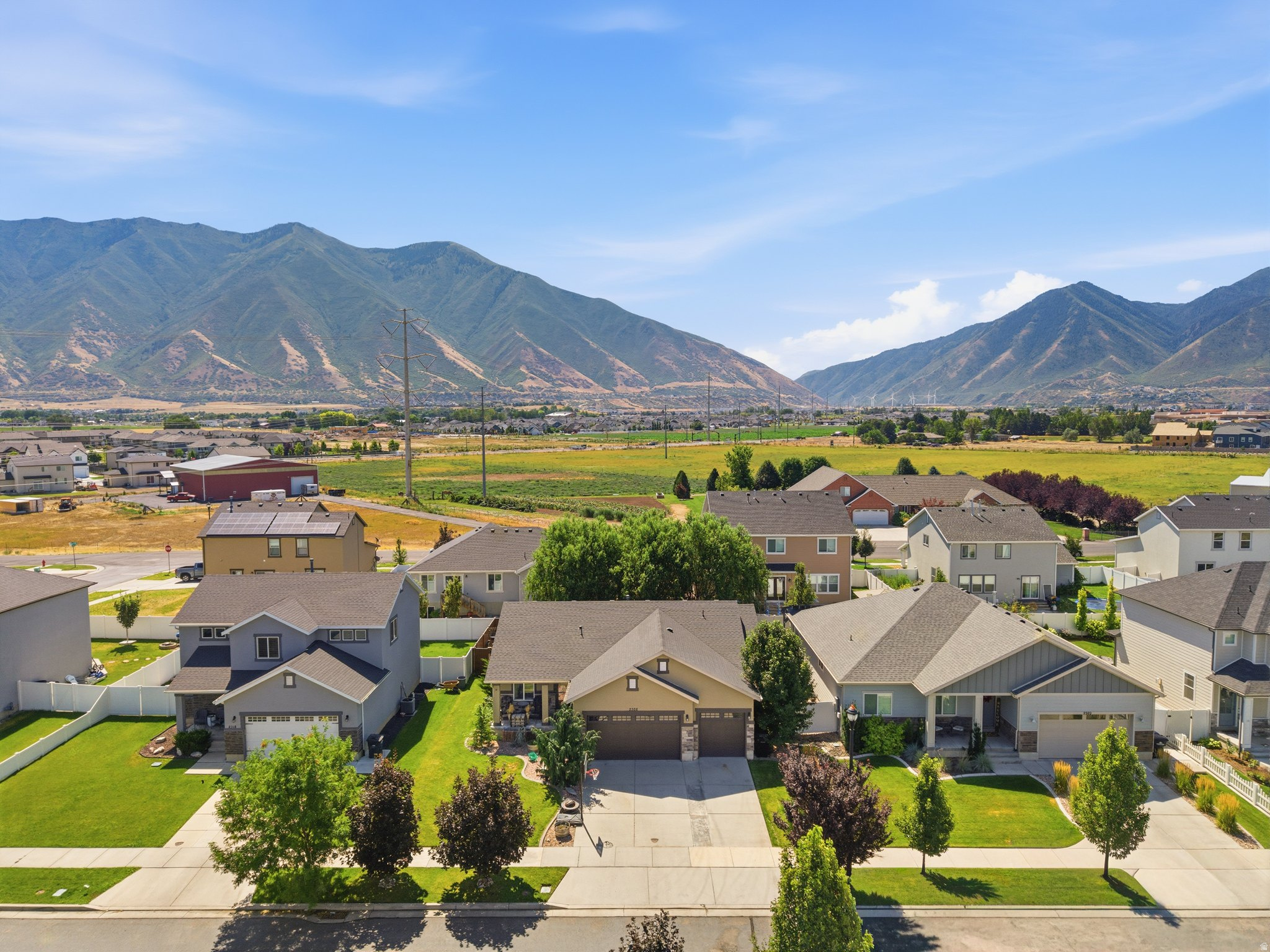 LEGACY FARMS AT SPANISH FORK - Residential