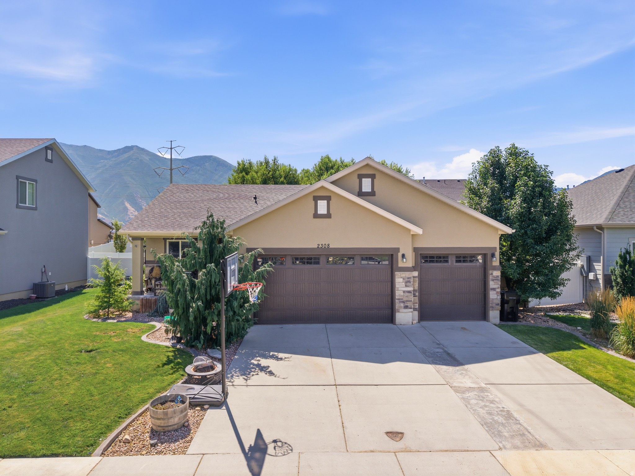 LEGACY FARMS AT SPANISH FORK - Residential