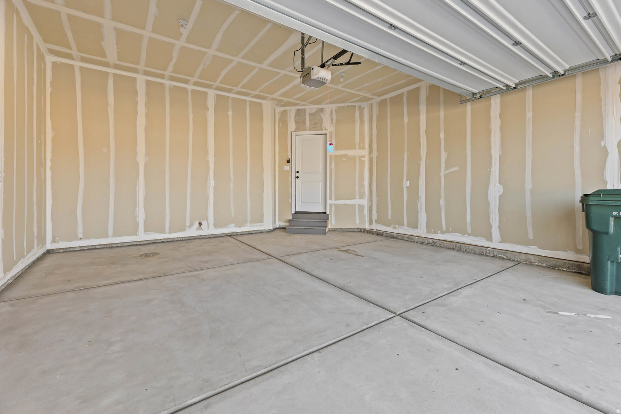 LEXINGTON TOWN HOMES - Residential