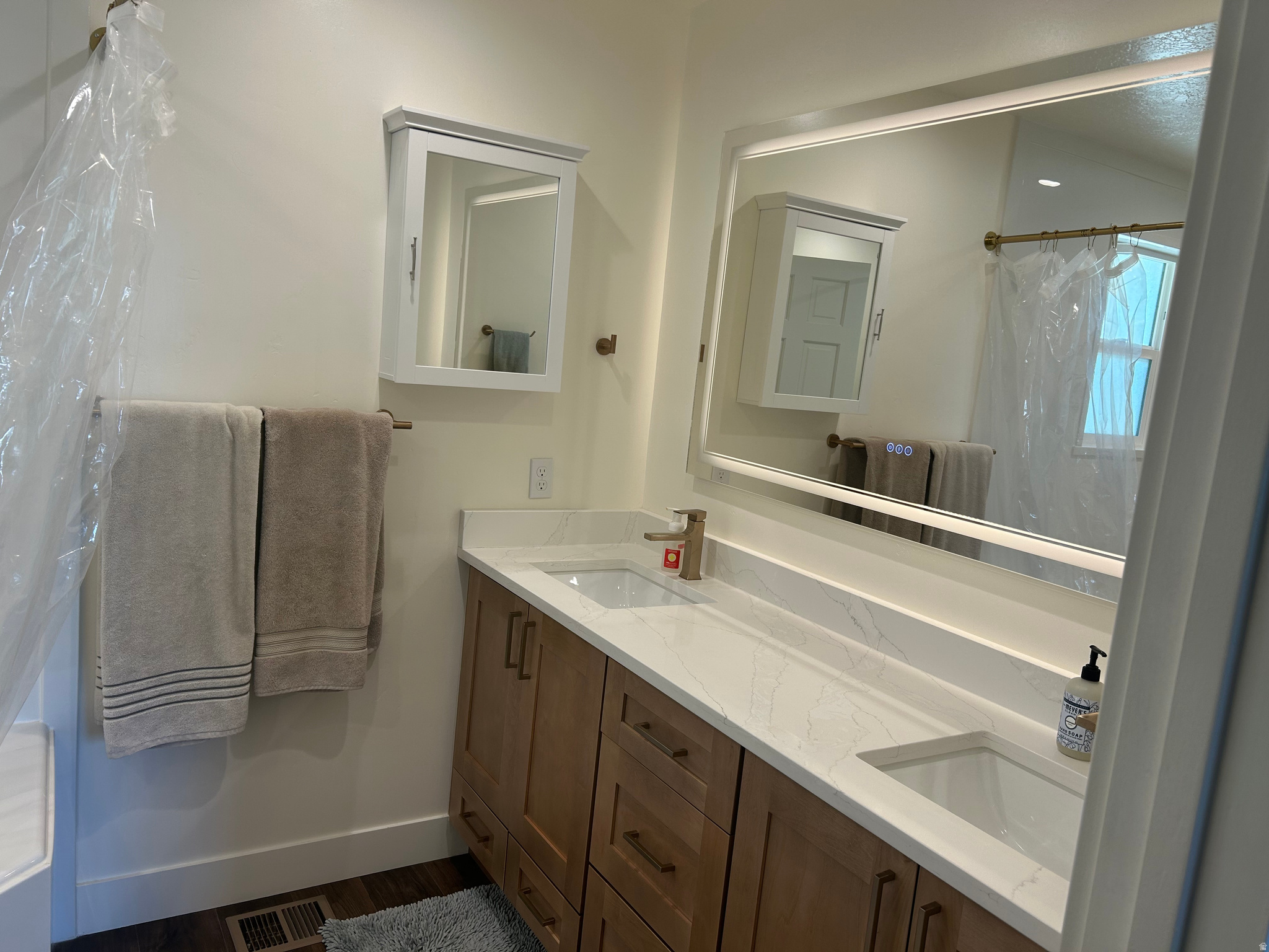 FOXWOOD - Residential
