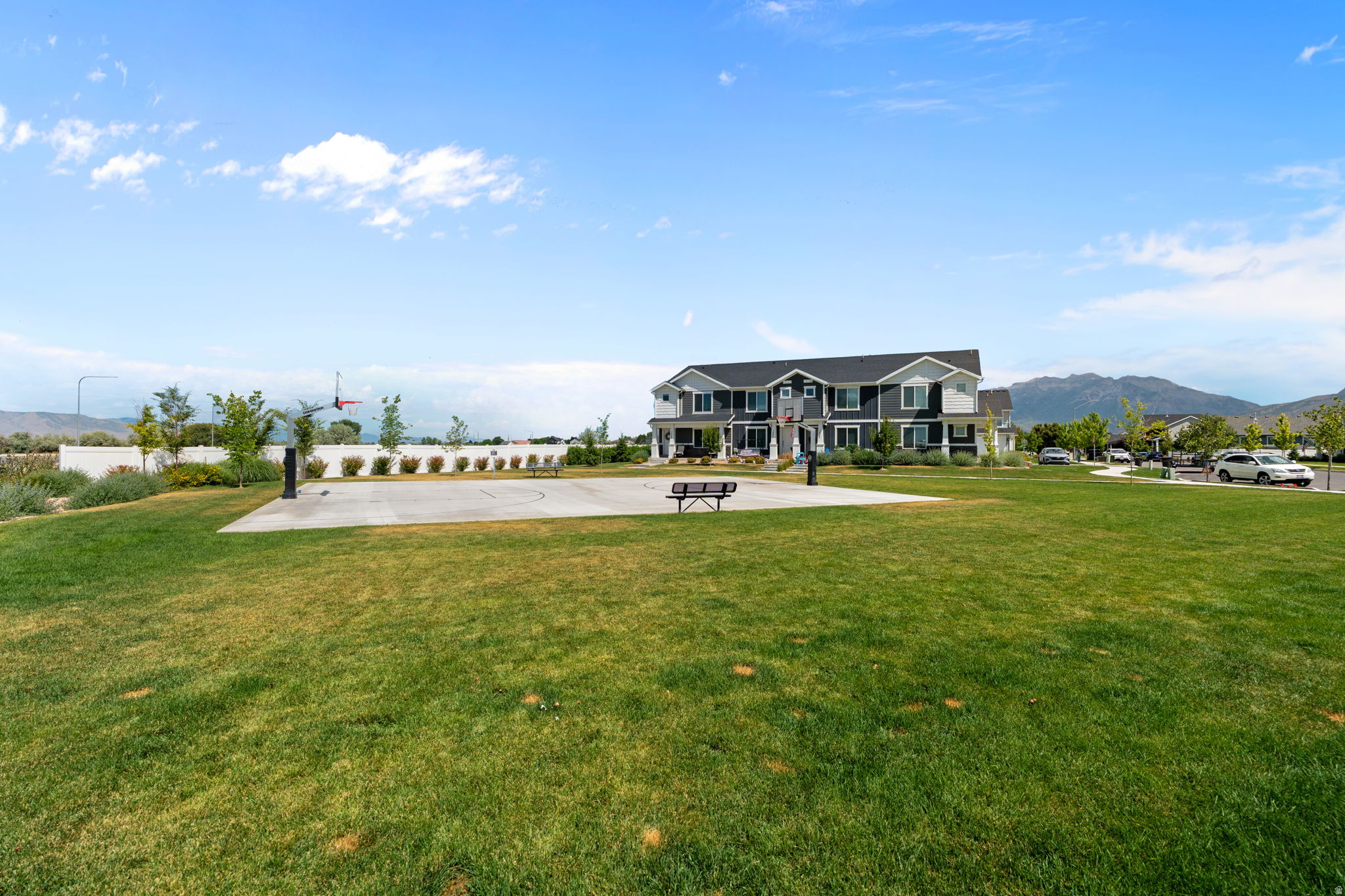 OSPREY TOWNHOMES - Residential