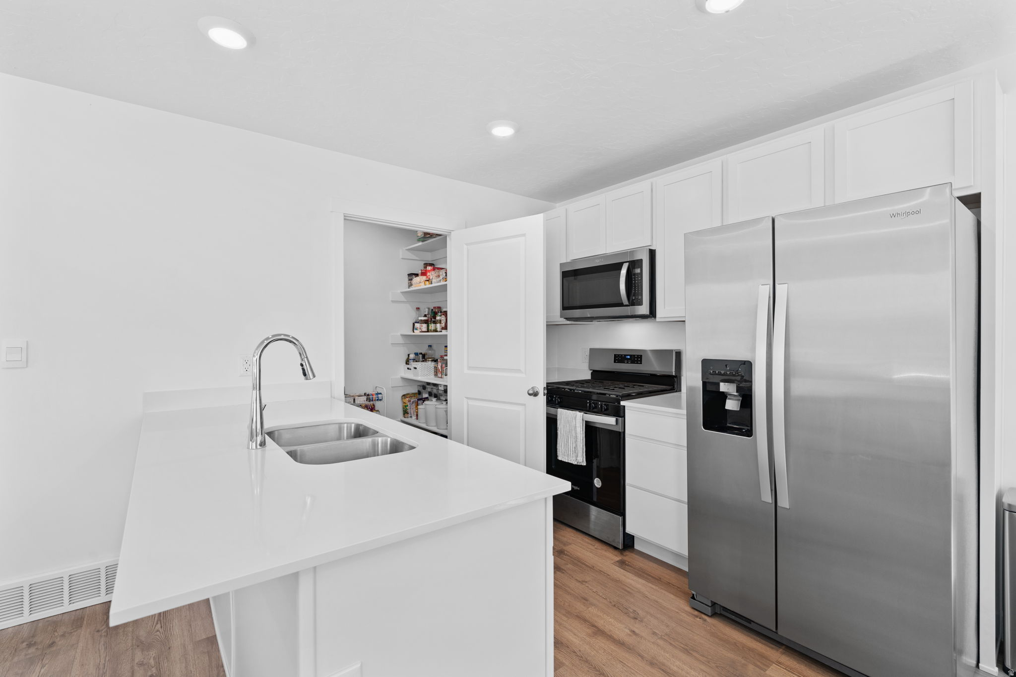 OSPREY TOWNHOMES - Residential