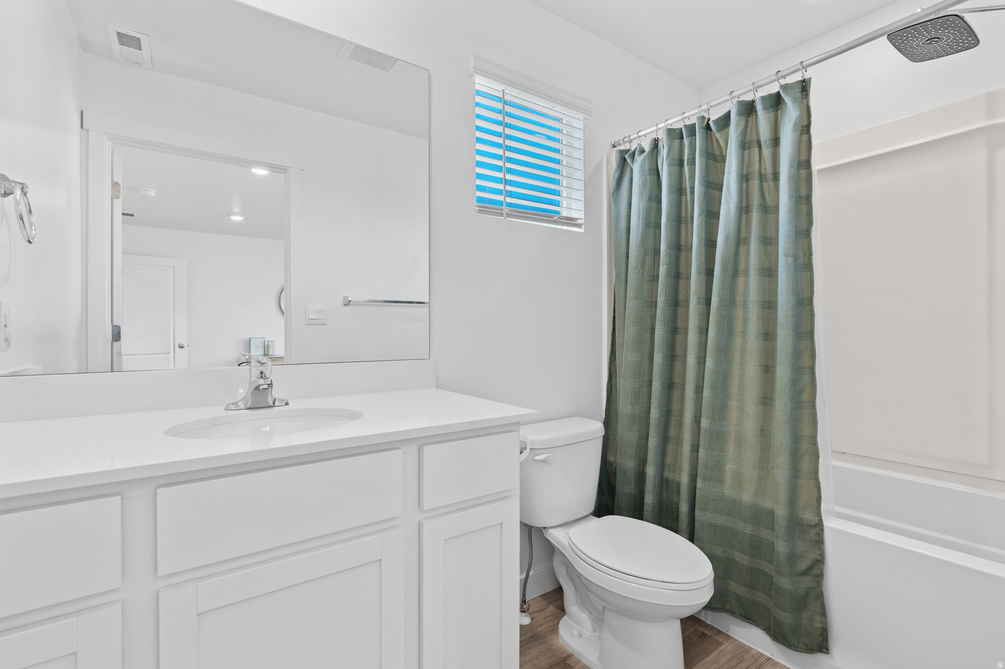 OSPREY TOWNHOMES - Residential