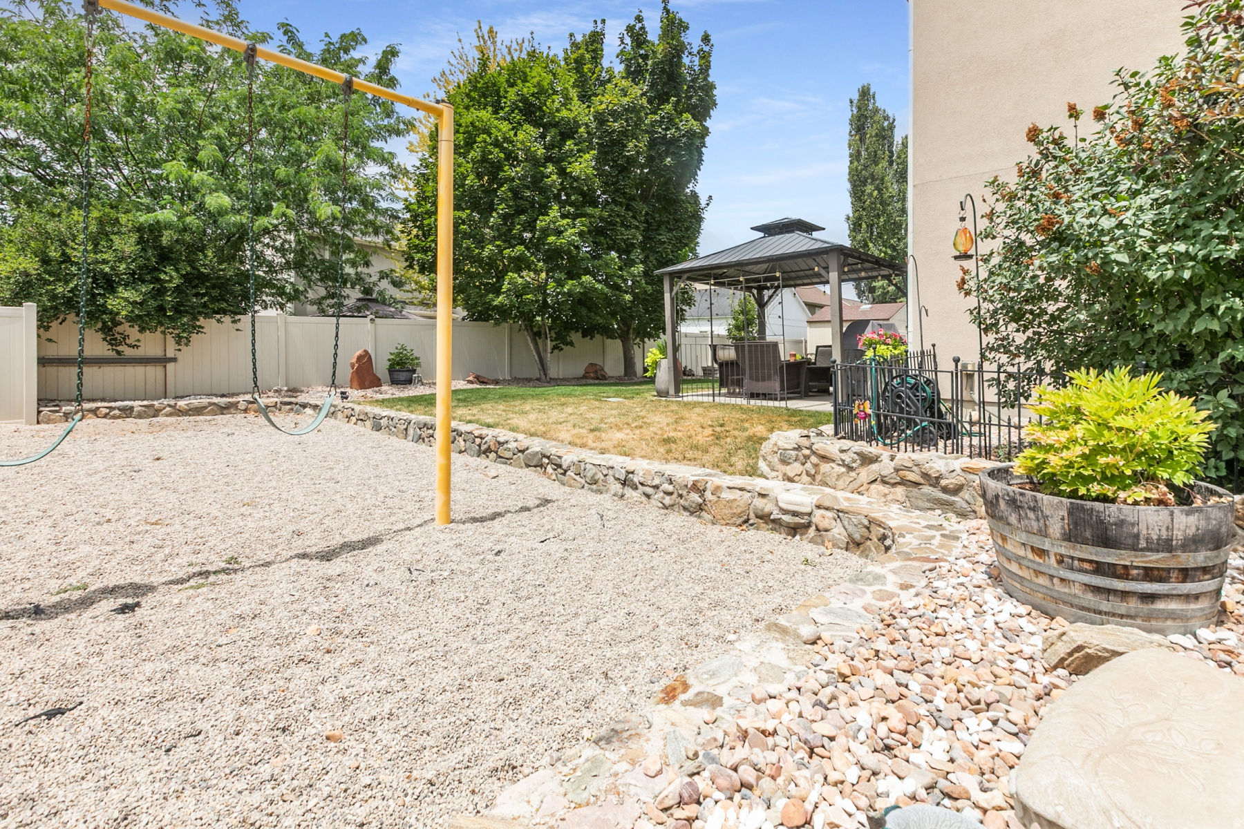 BIRNAM WOODS - Residential
