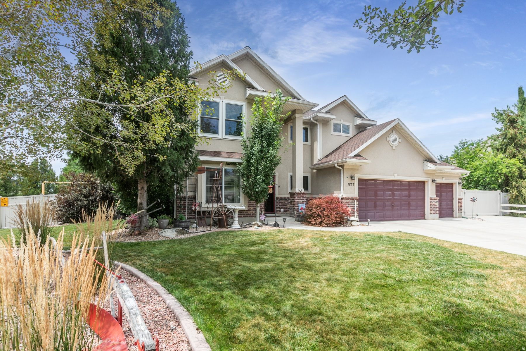BIRNAM WOODS - Residential