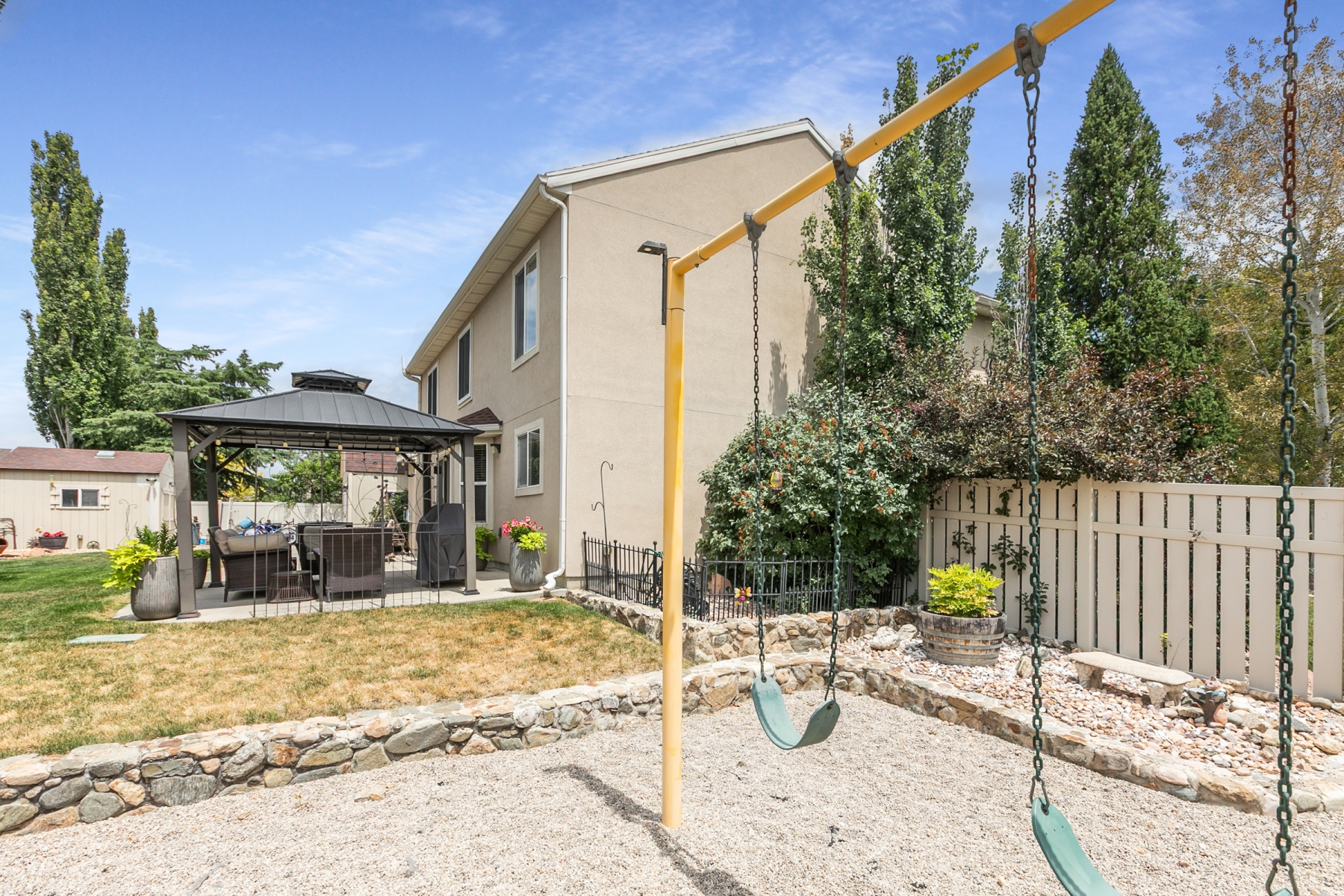 BIRNAM WOODS - Residential