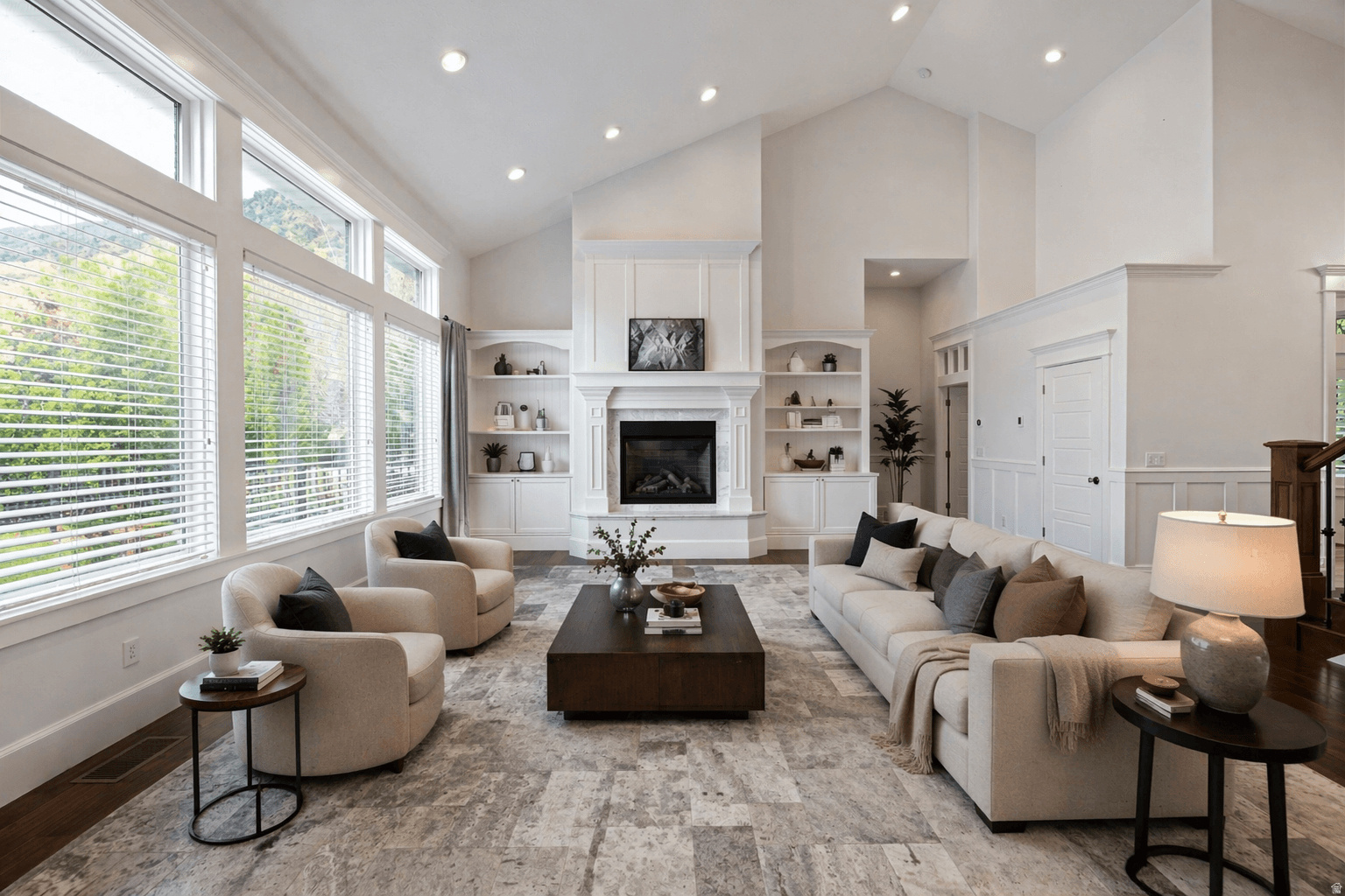 EAST MOUNTAIN ESTATES - Residential