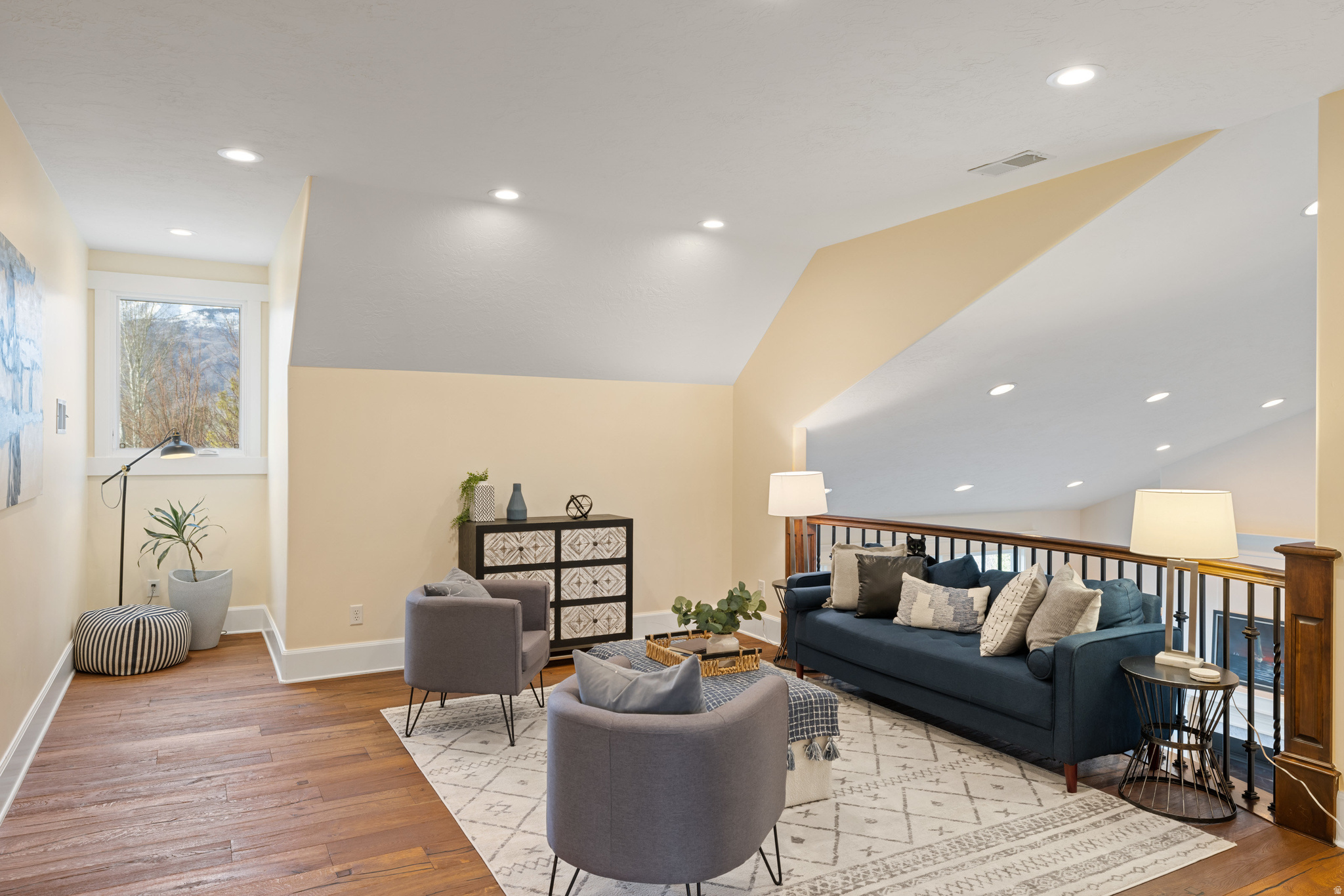 EAST MOUNTAIN ESTATES - Residential