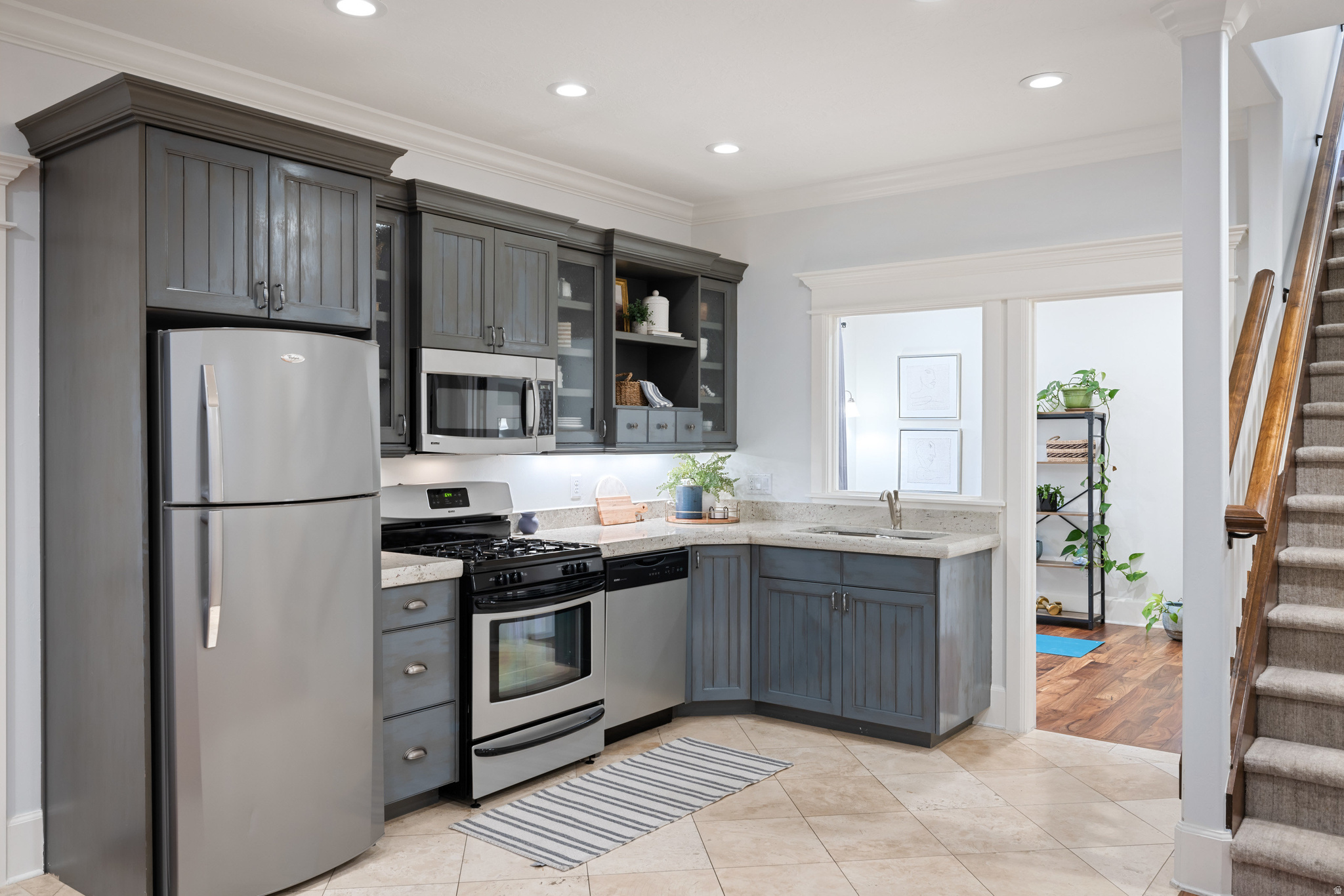 EAST MOUNTAIN ESTATES - Residential