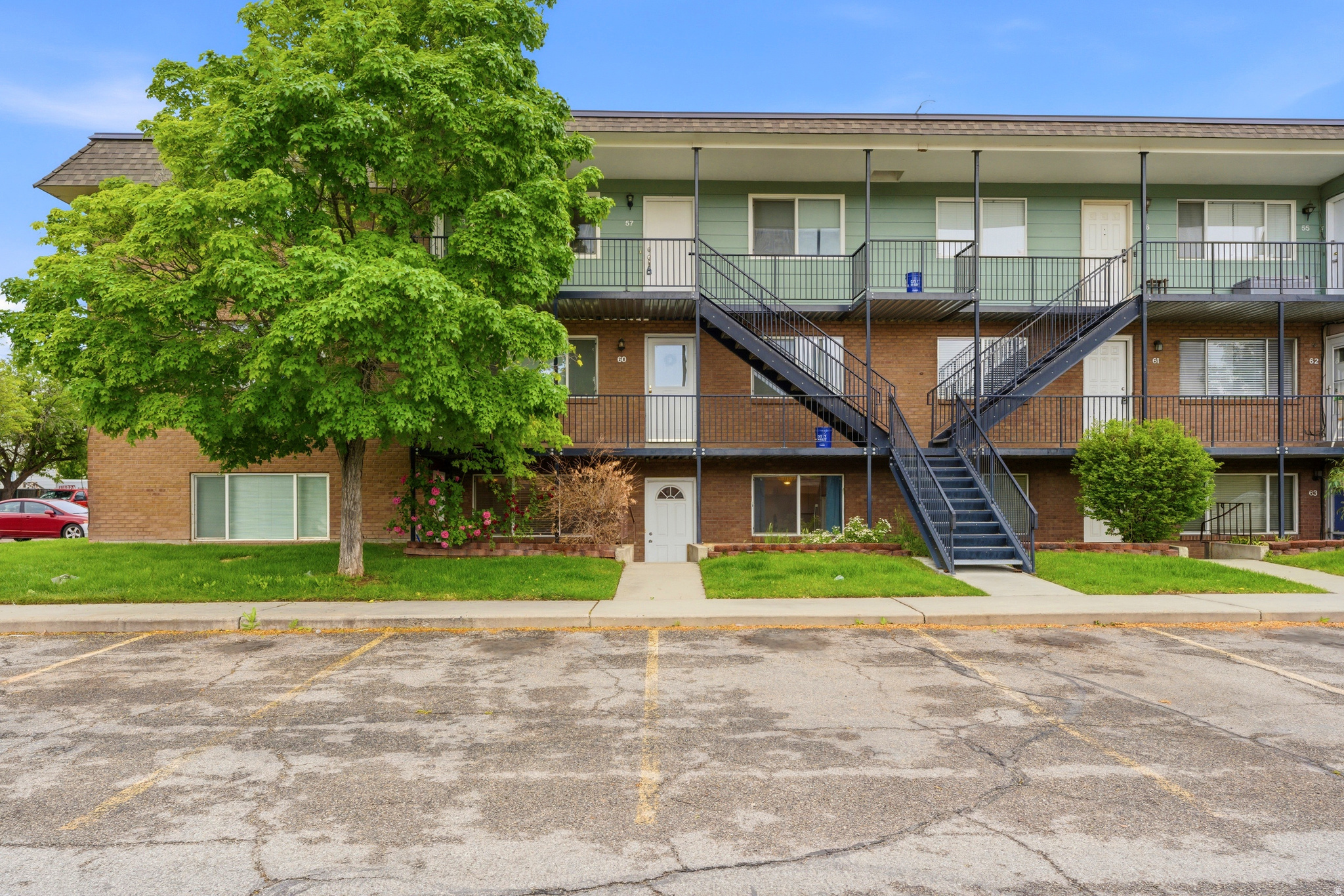 WESTGLEN VILLAGE - Residential