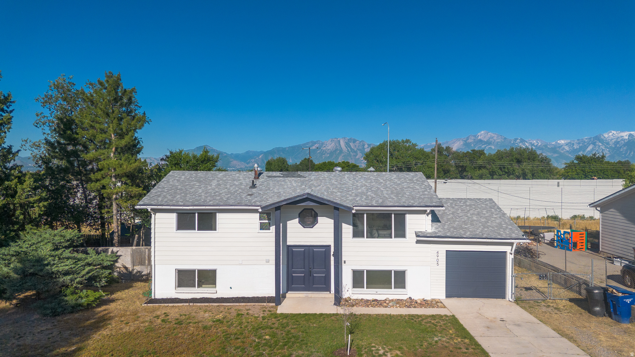 SOUTHRIDGE - Residential