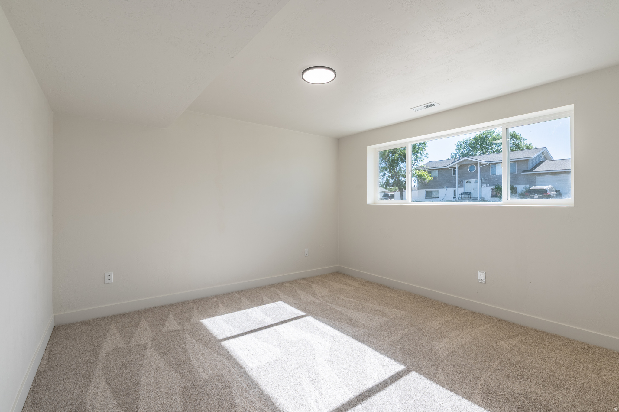 SOUTHRIDGE - Residential
