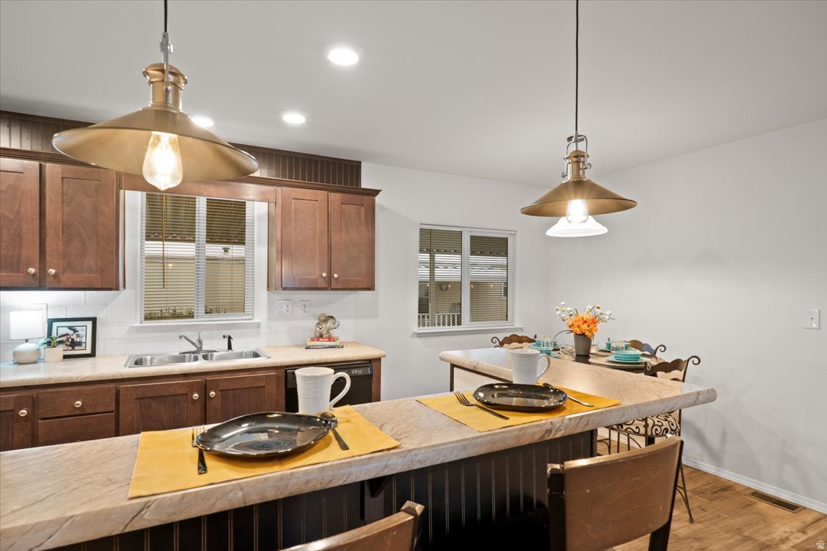 COTTONWOOD COVES - Residential