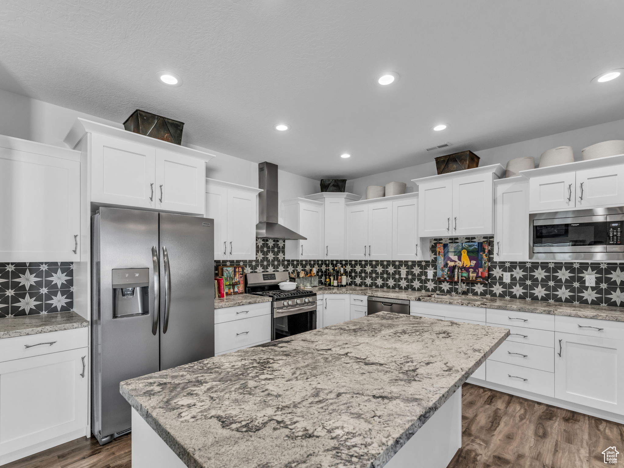 RESIDENCE AT THE OLD MILL SUBDIVISION - Residential