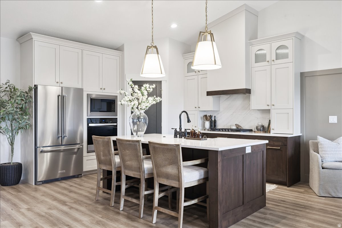 SADIES GLENN VISTAS - Residential