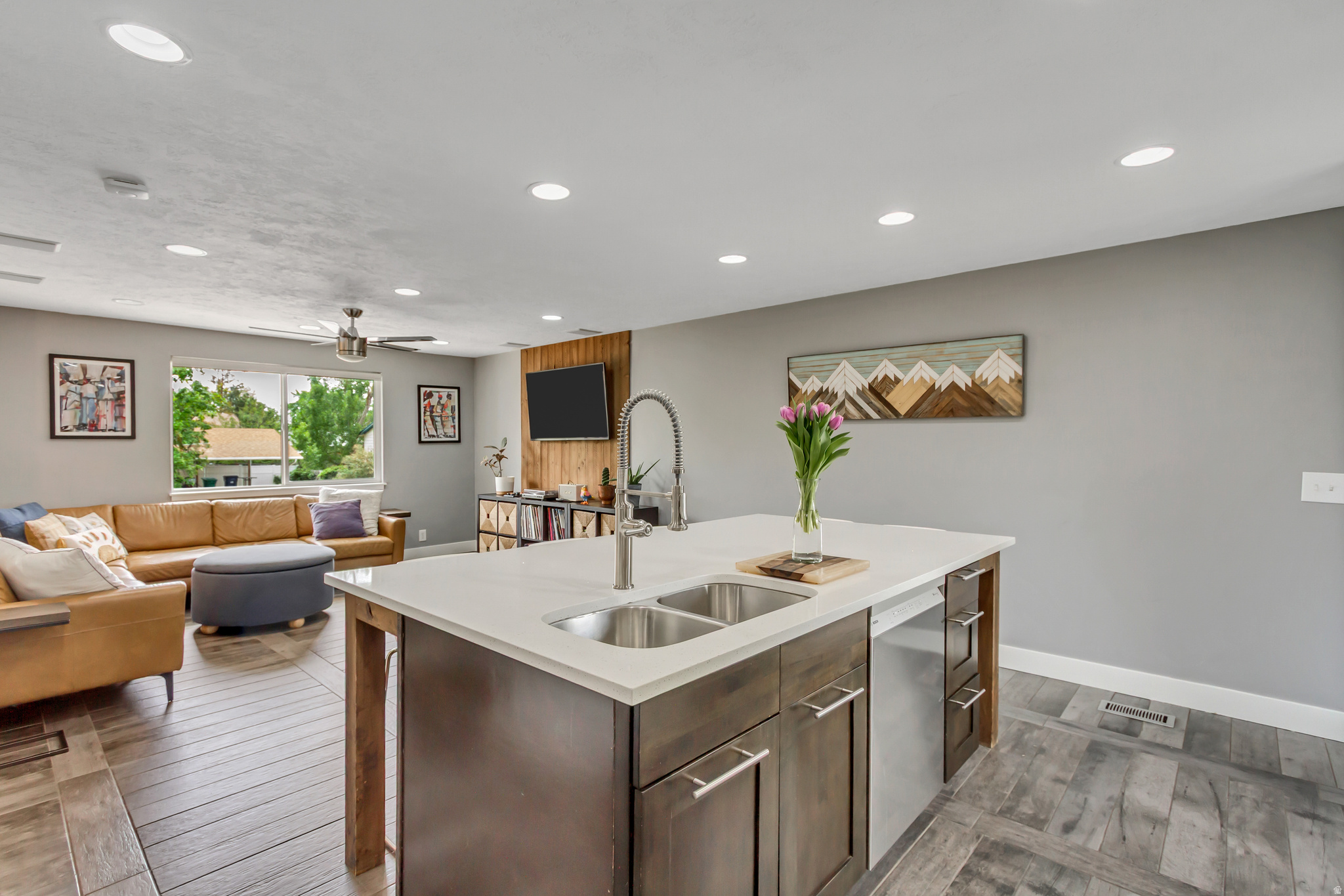 SOUTHERN CHARM #2 - Residential