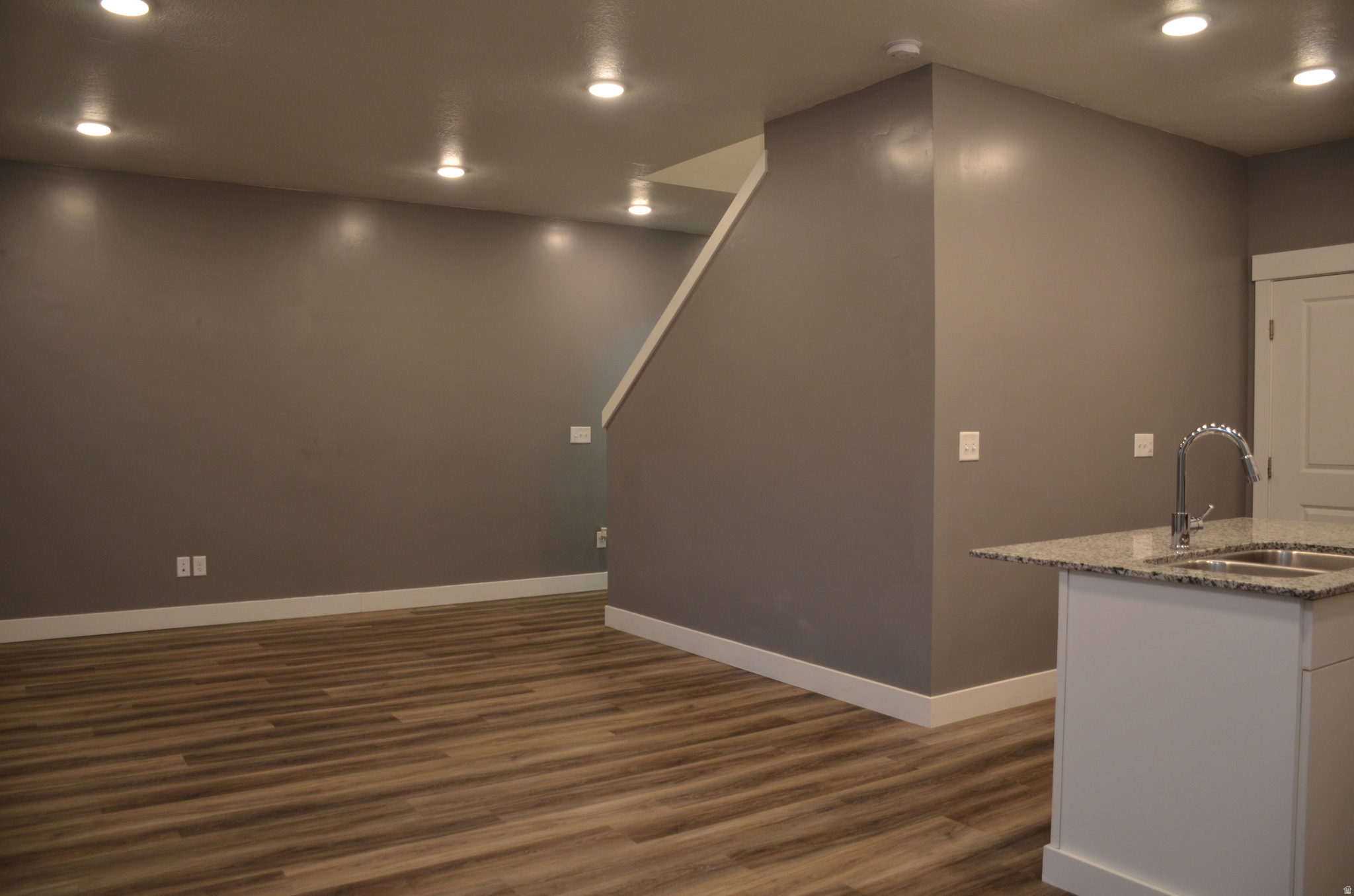 WOODMORE - Residential