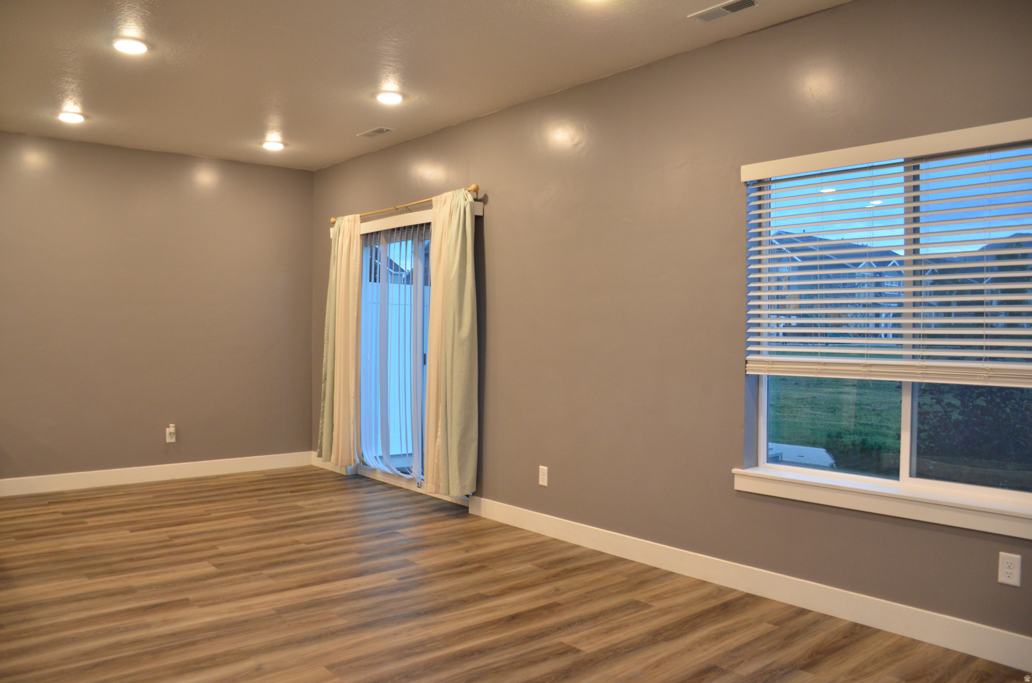 WOODMORE - Residential