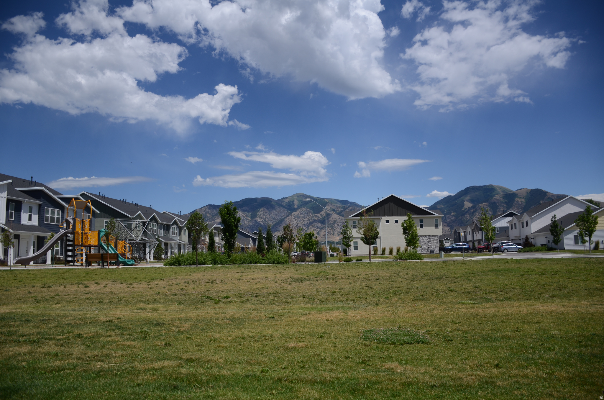 WOODMORE - Residential