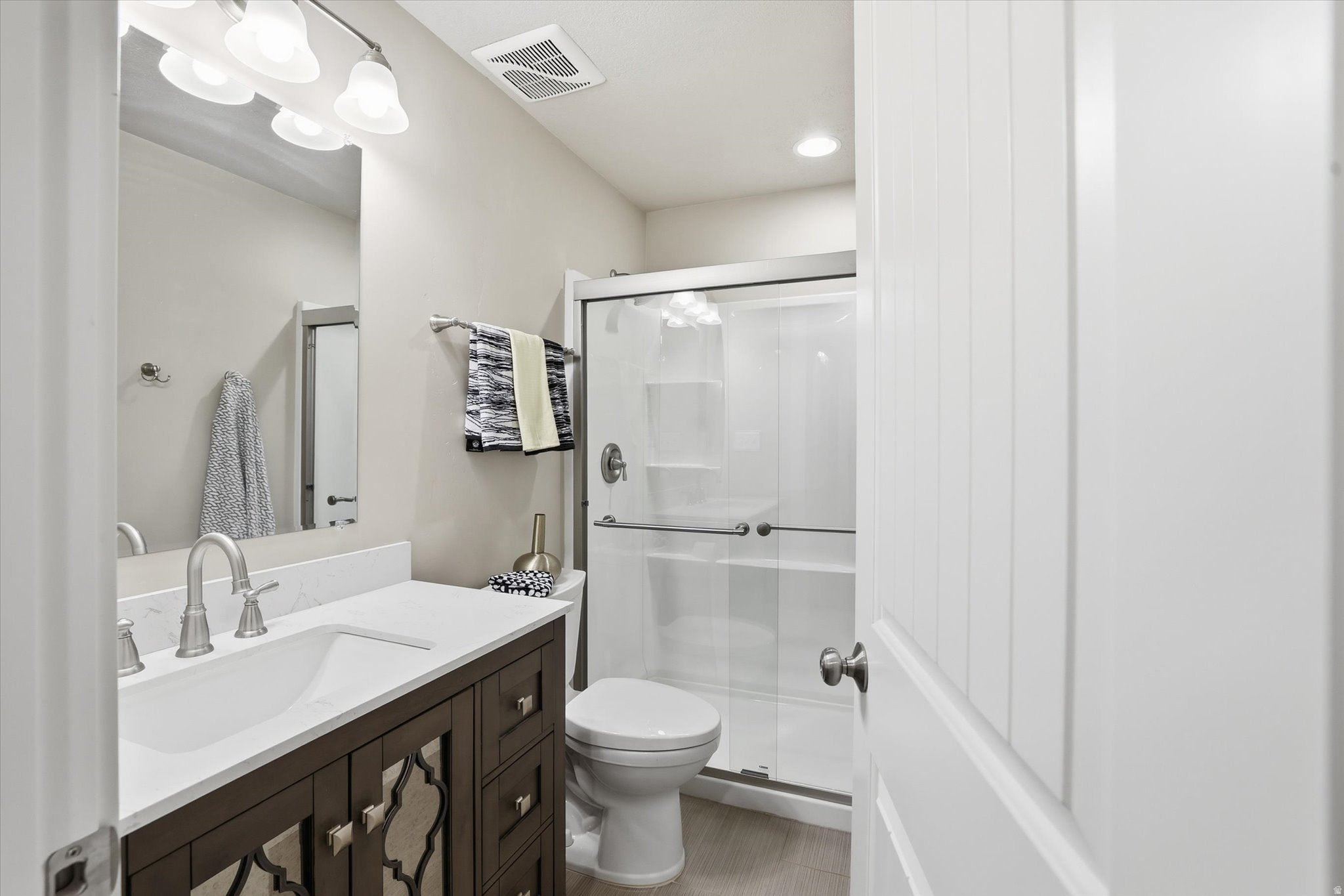 MOUNTAIN GATE ESTATES - Residential