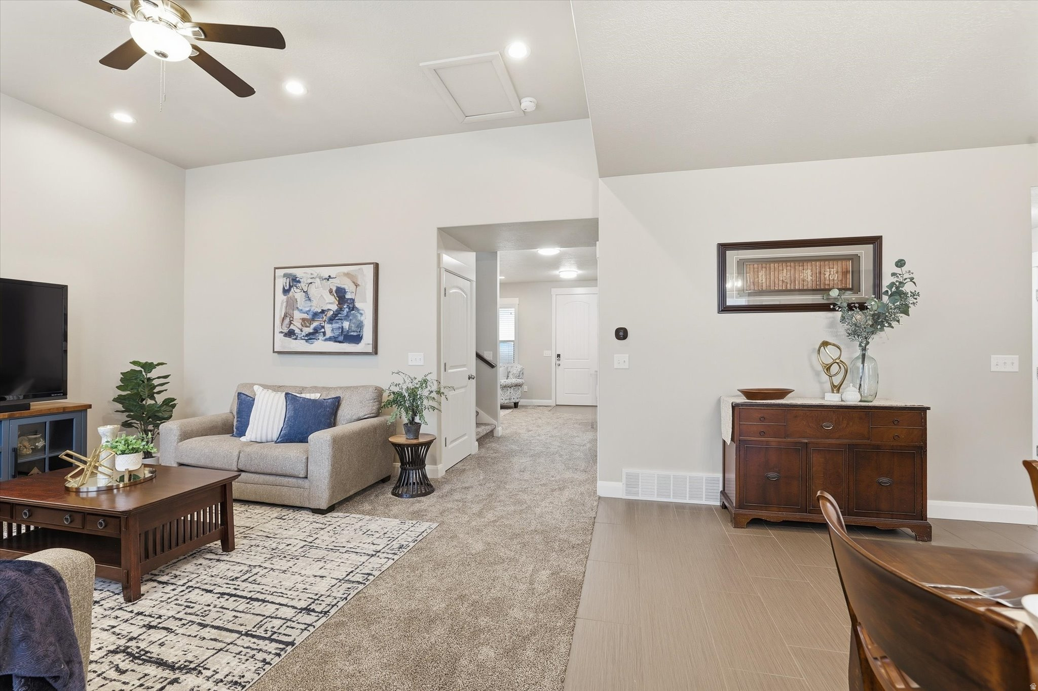 MOUNTAIN GATE ESTATES - Residential
